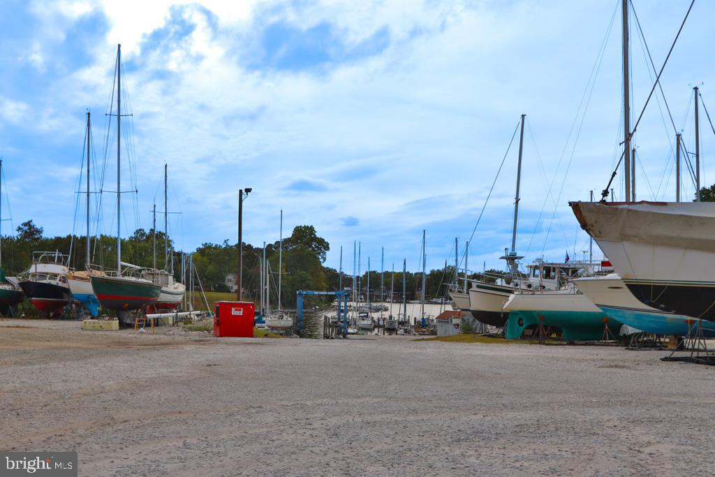 WATER OAK FOREST - Residential