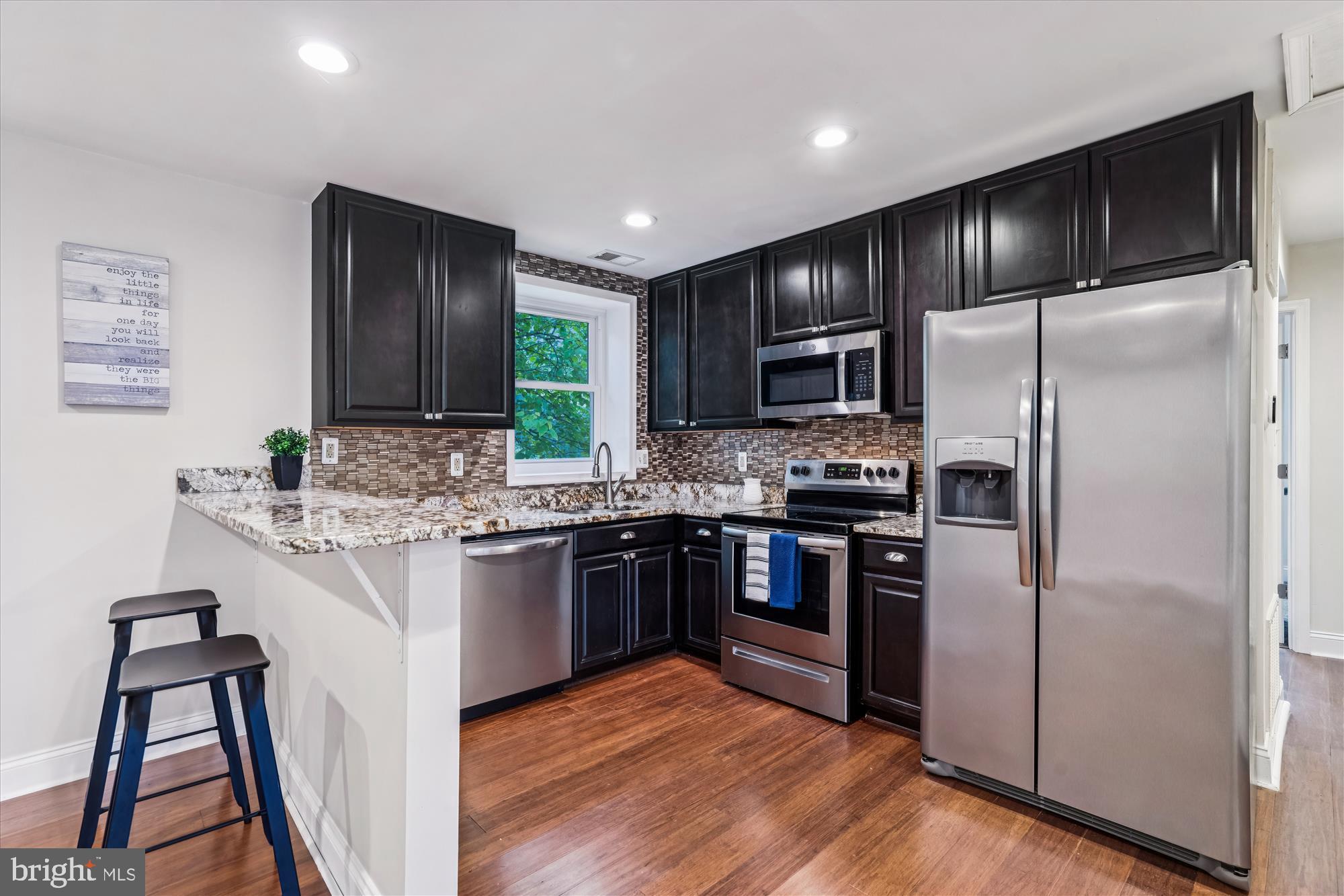 GLENARDEN WOODS - Residential