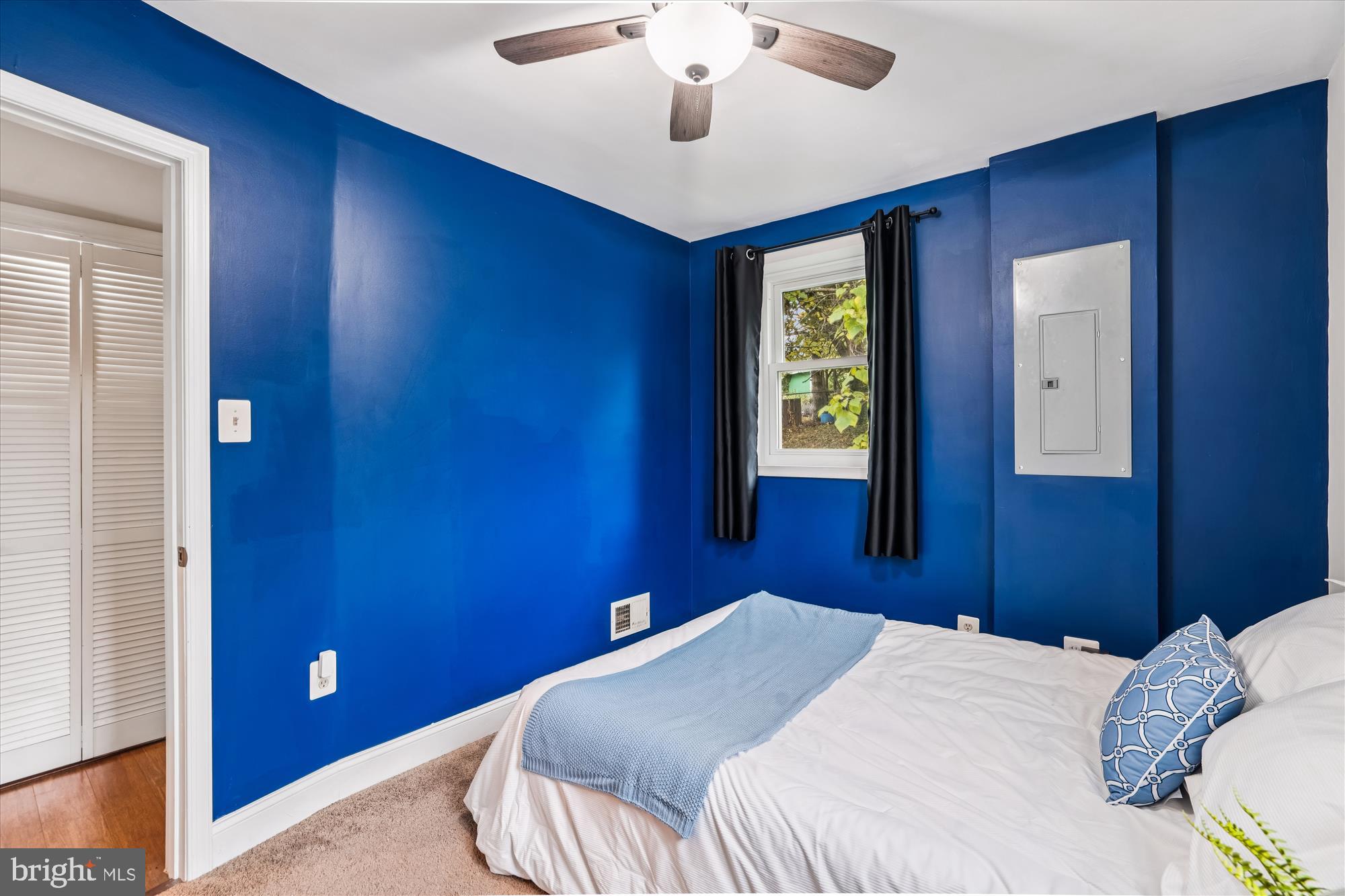 GLENARDEN WOODS - Residential