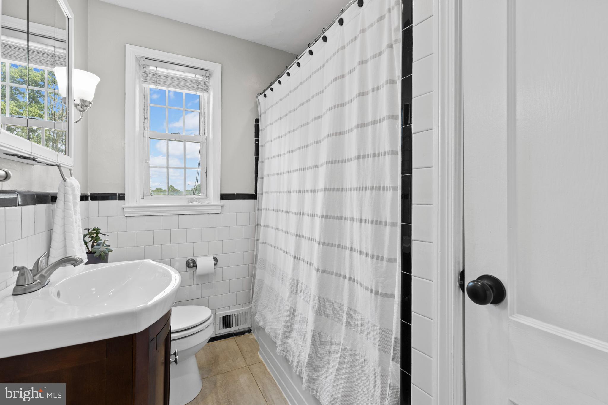 LOCH RAVEN VILLAGE - Residential