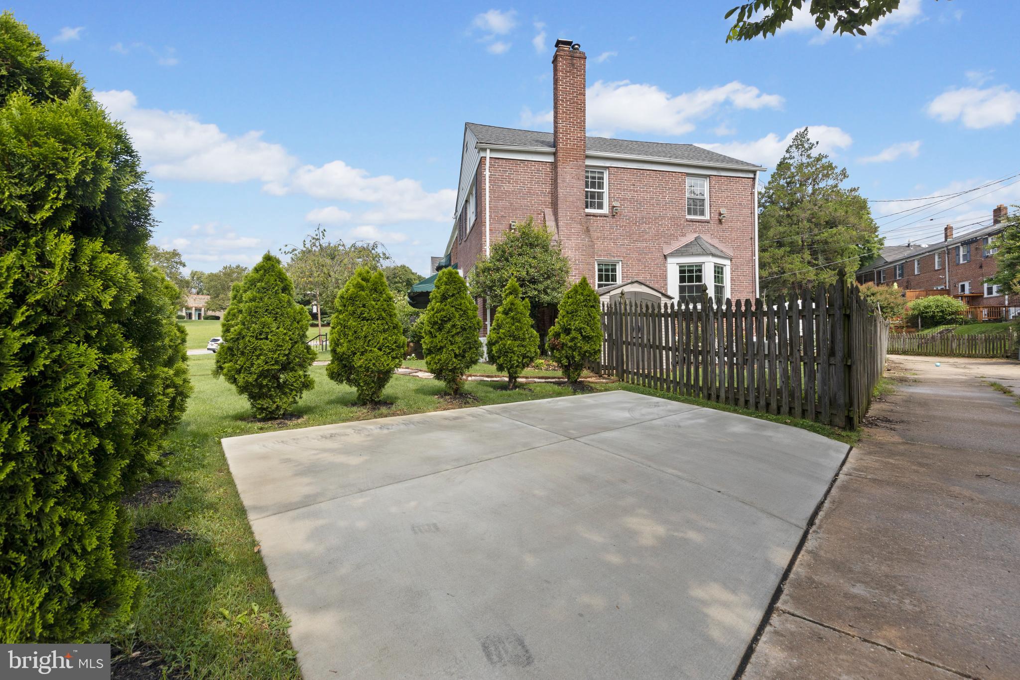 LOCH RAVEN VILLAGE - Residential