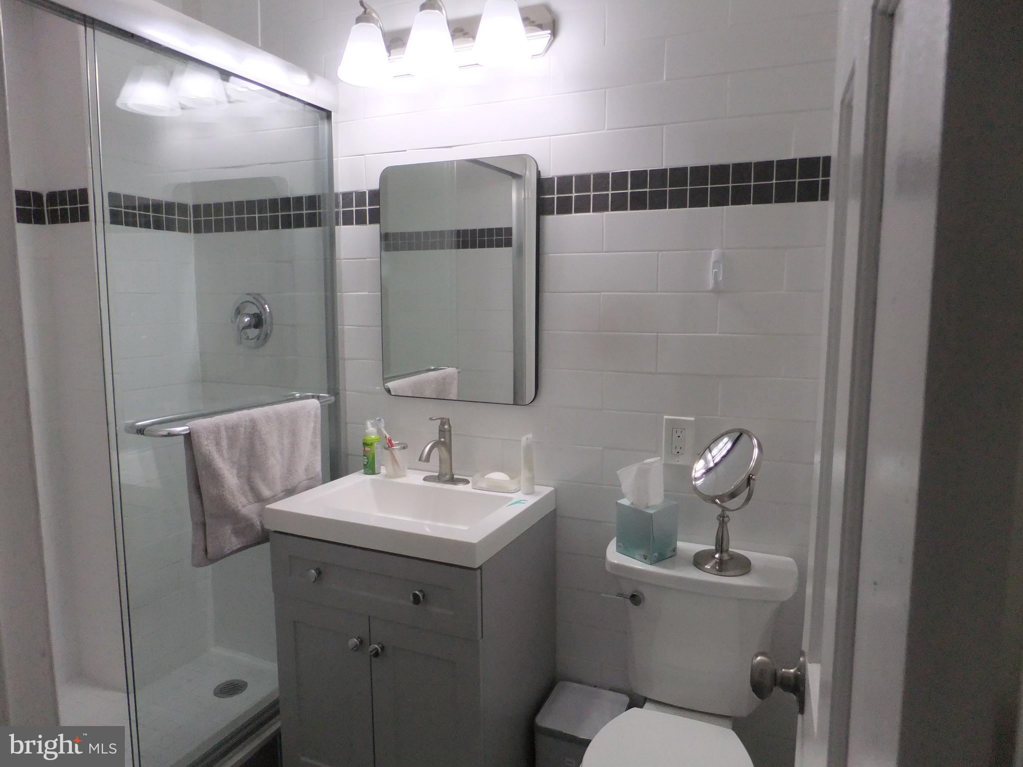 OAK HILL - Residential Lease