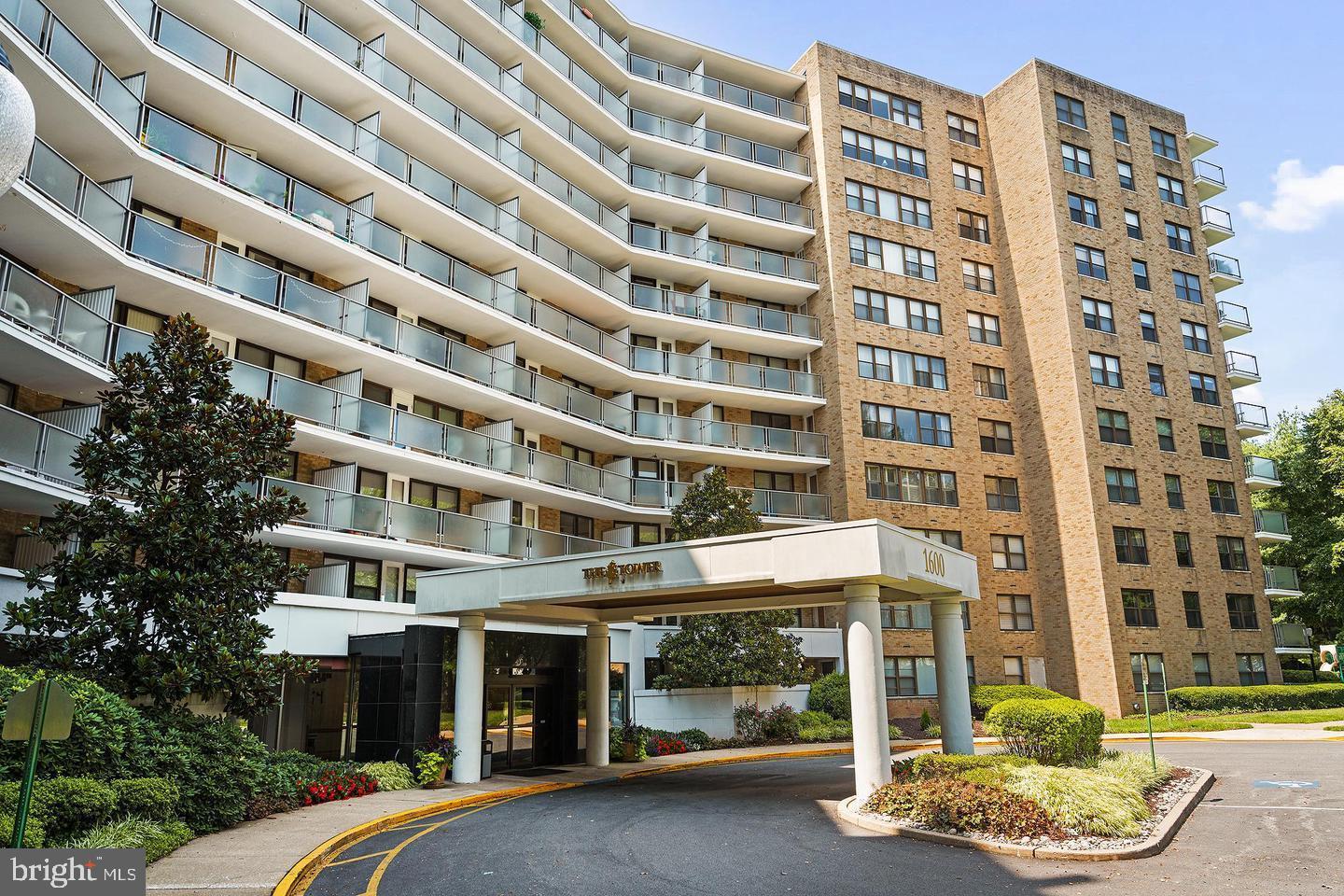 OAK HILL - Residential Lease