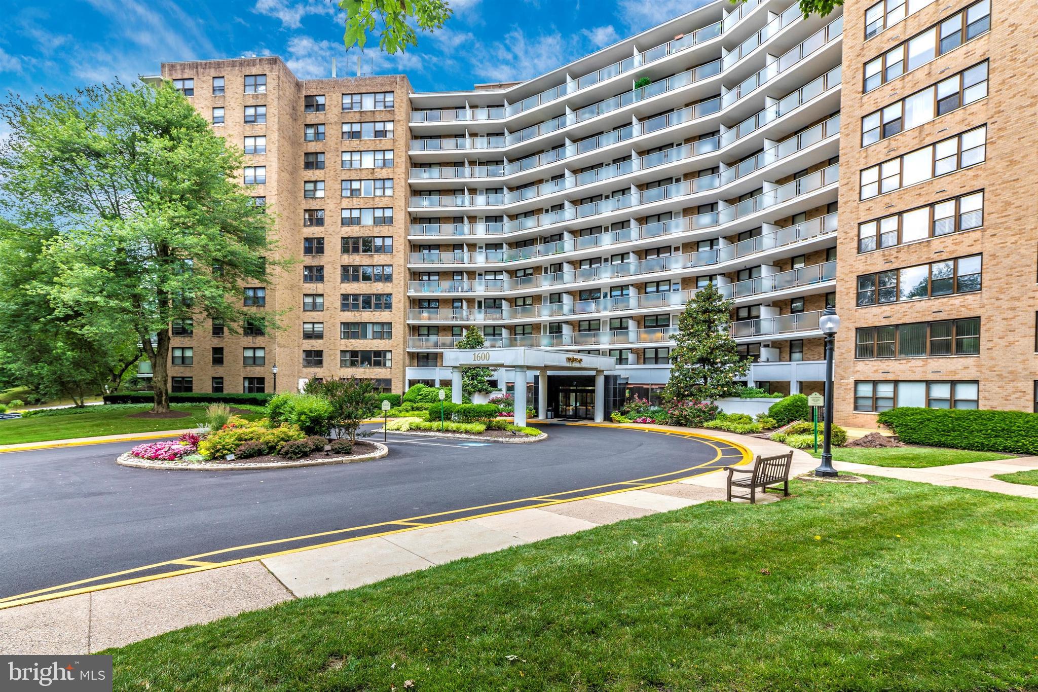 OAK HILL - Residential Lease