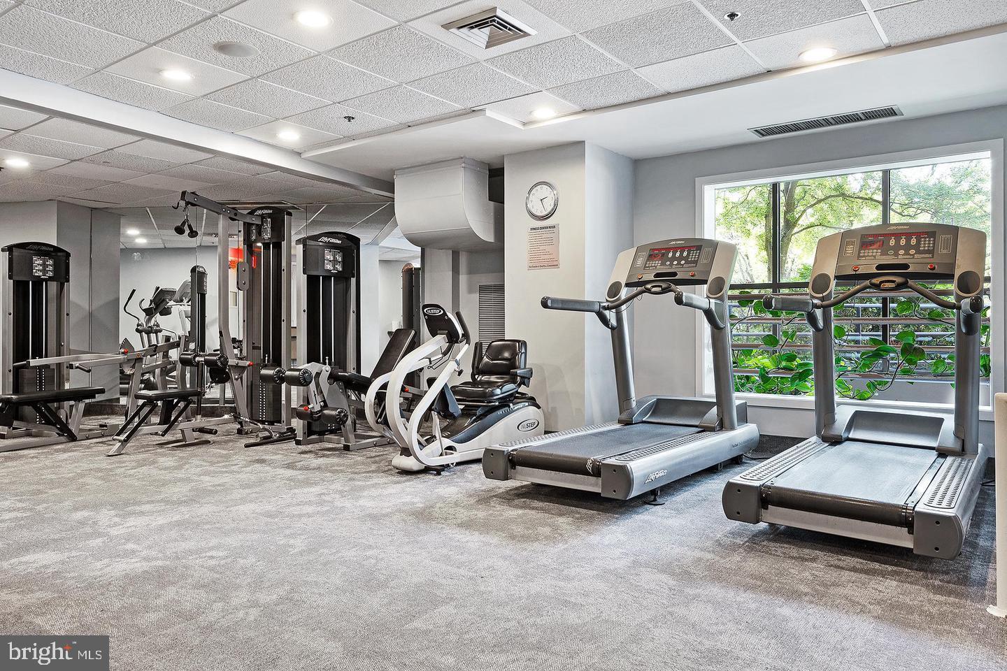 OAK HILL - Residential Lease