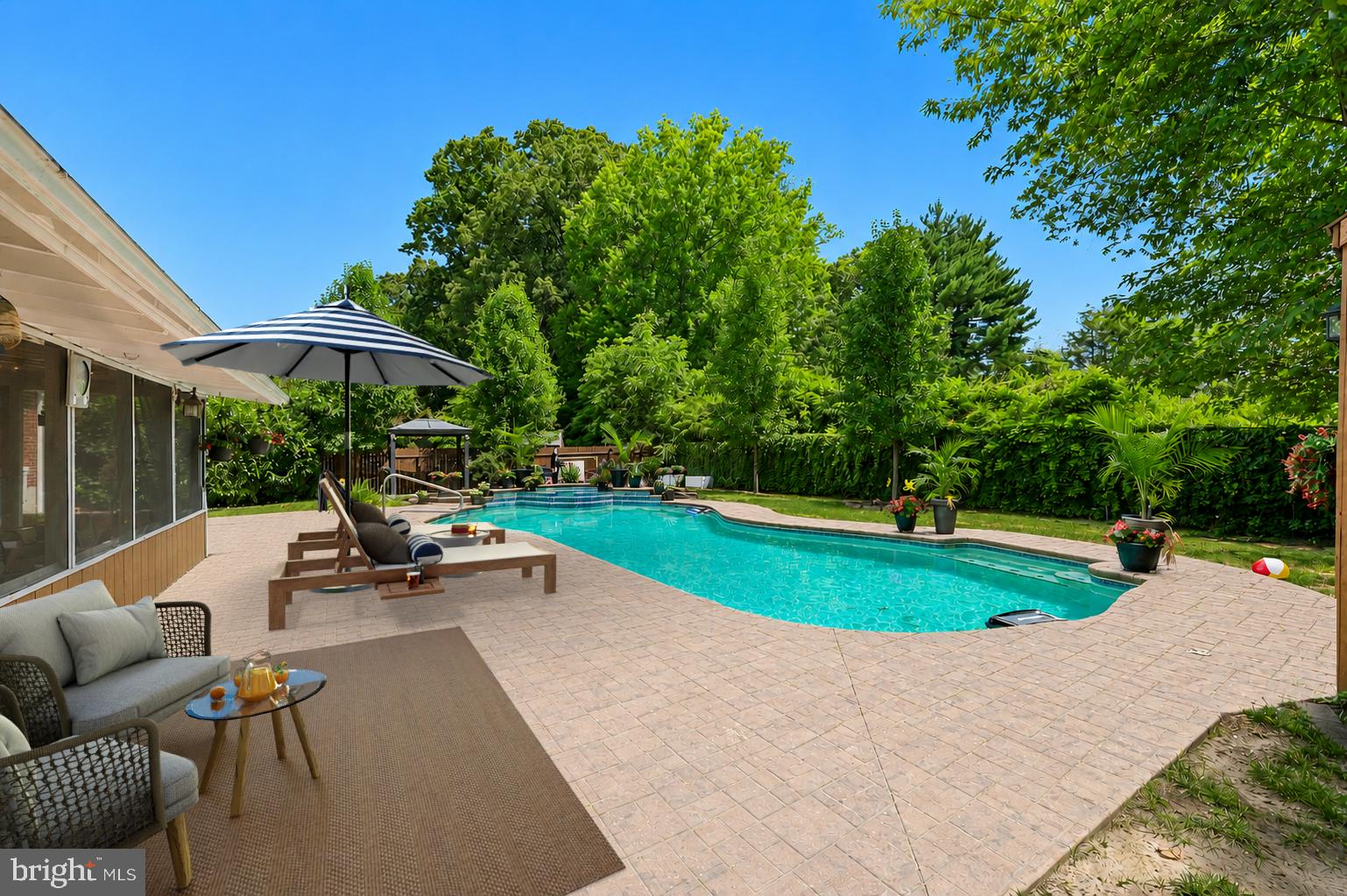 325 FIDDLERS GREEN
