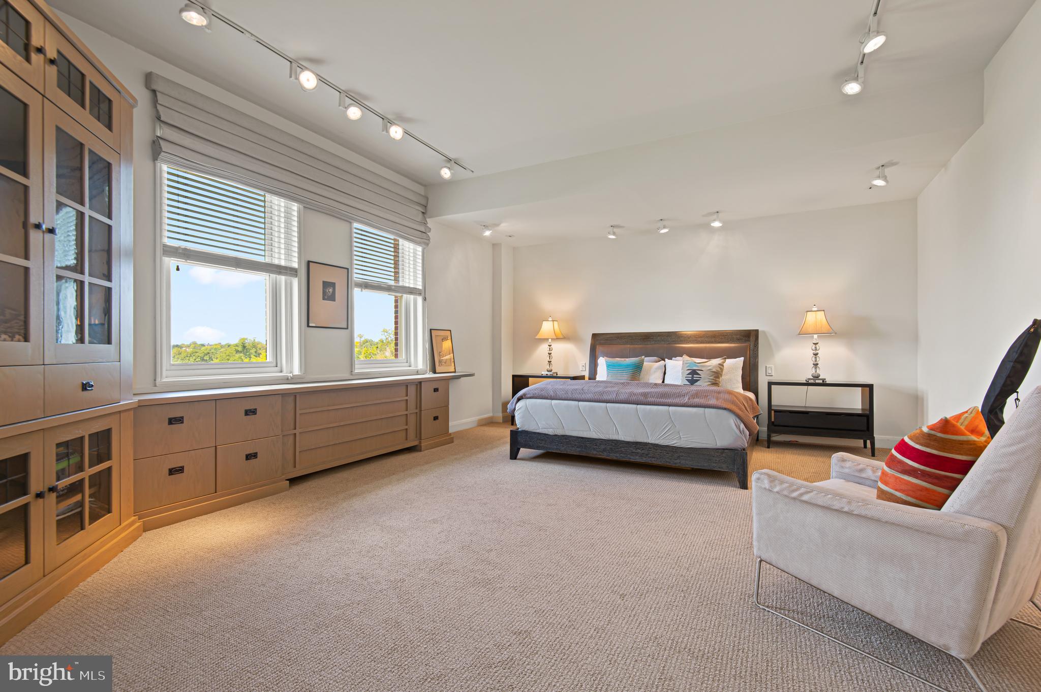 TUSCANY-CANTERBURY - Residential