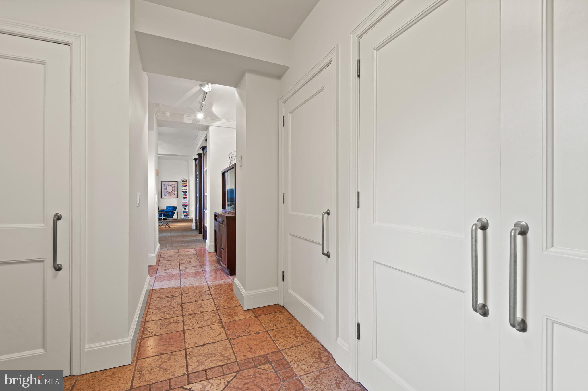 TUSCANY-CANTERBURY - Residential