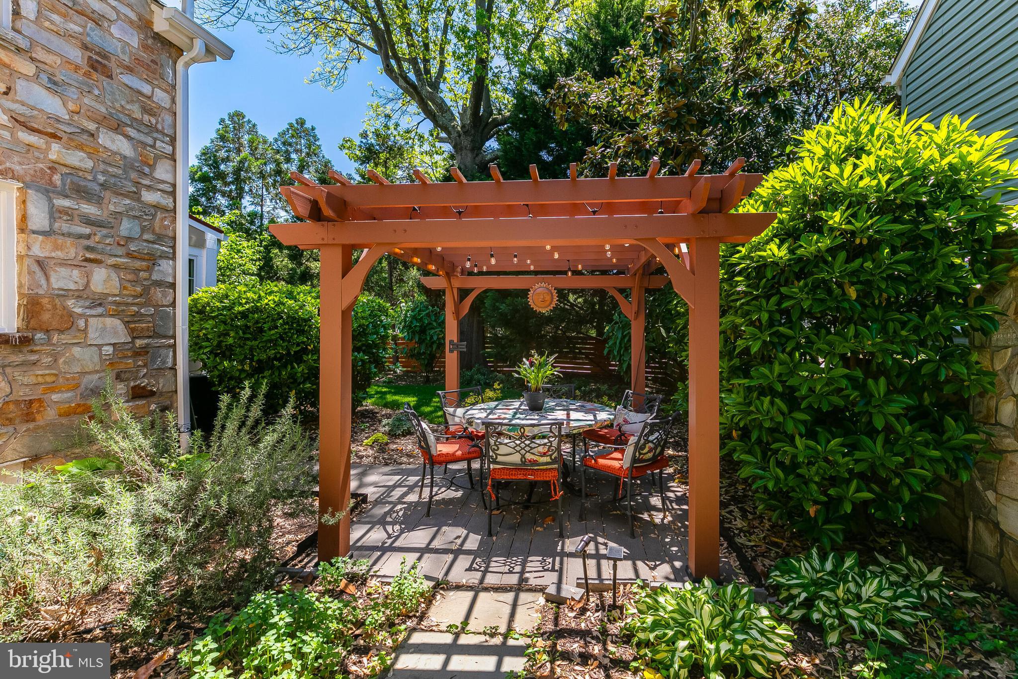 BRADDOCK HEIGHTS - Residential