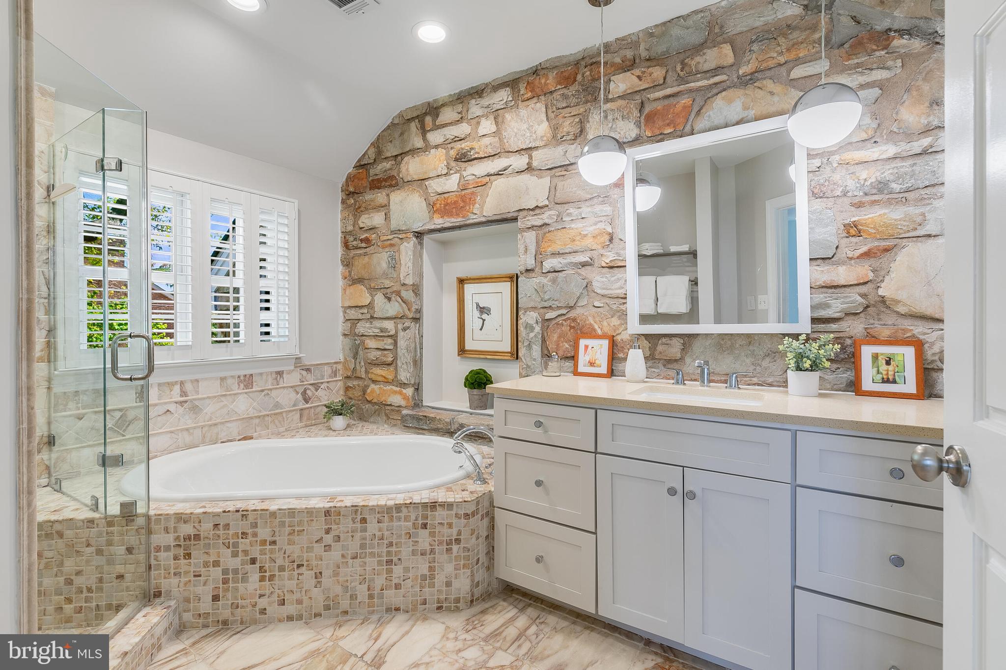 BRADDOCK HEIGHTS - Residential