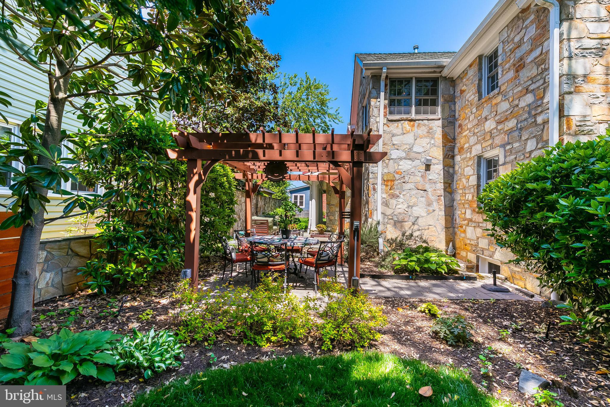 BRADDOCK HEIGHTS - Residential