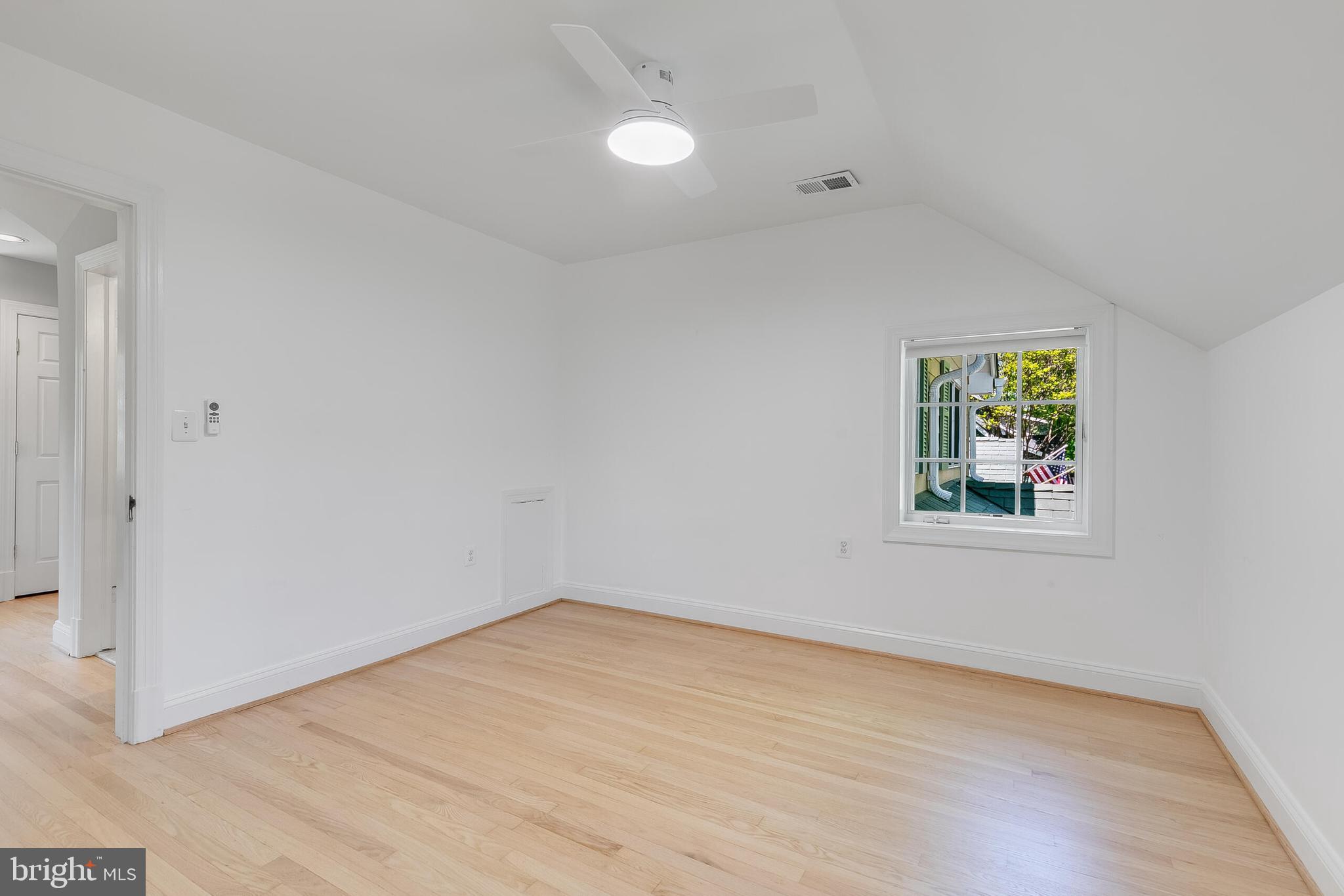 BRADDOCK HEIGHTS - Residential