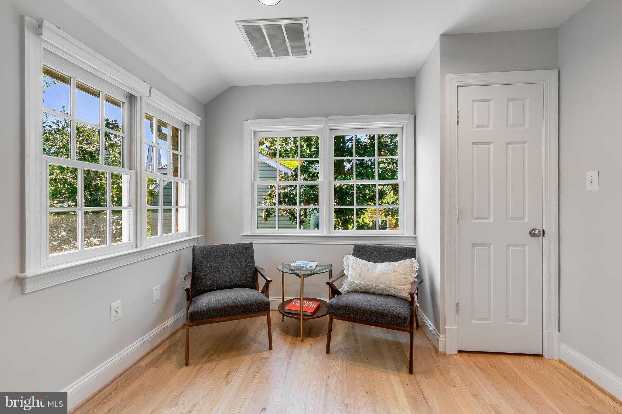 BRADDOCK HEIGHTS - Residential