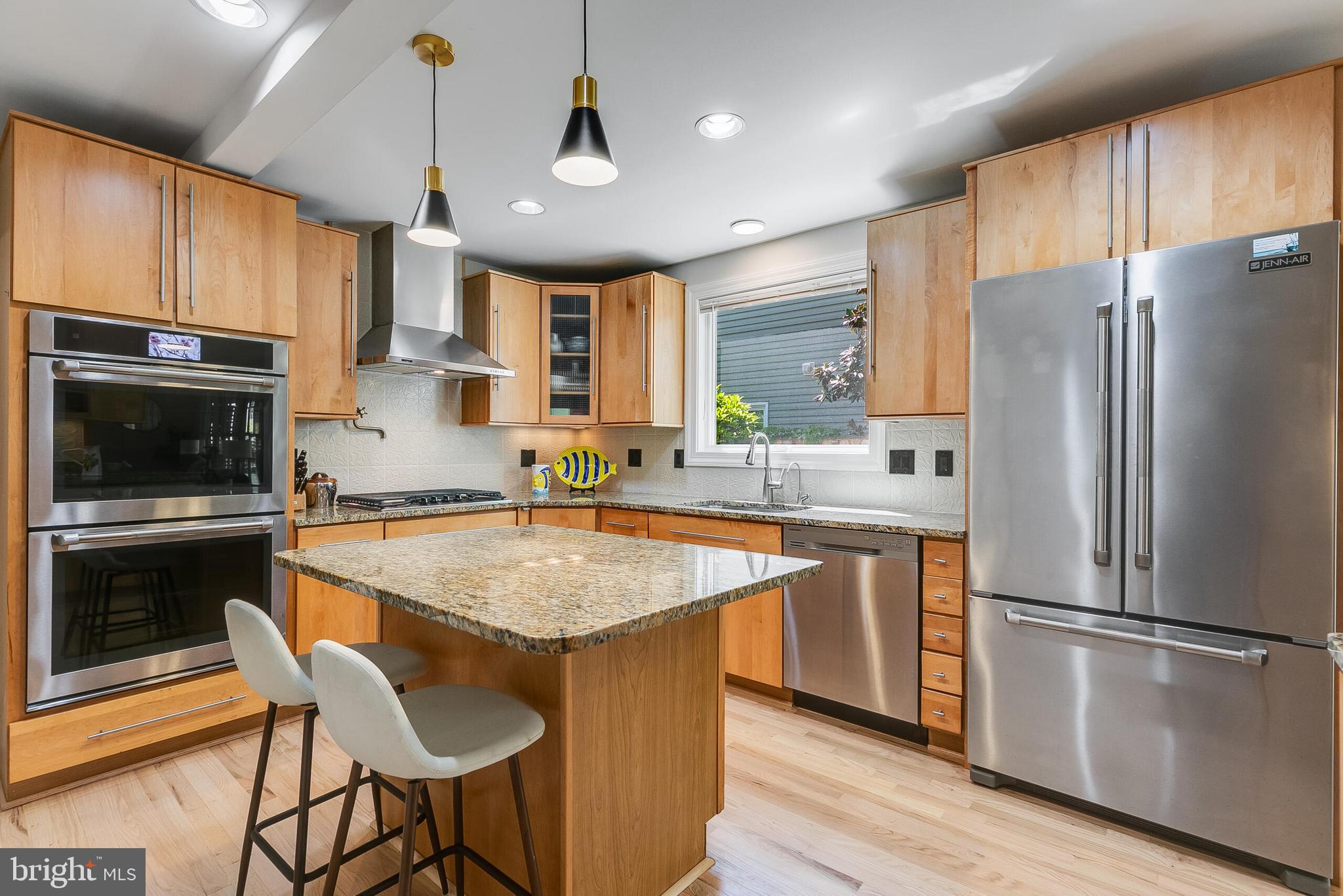 BRADDOCK HEIGHTS - Residential