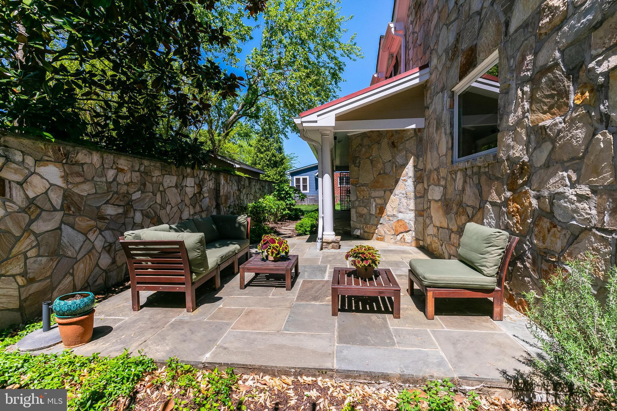 BRADDOCK HEIGHTS - Residential