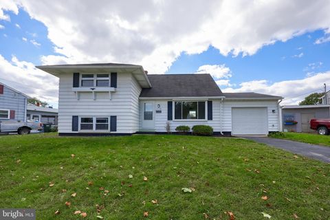 1516 DEVERS ROAD YORK PA 17404