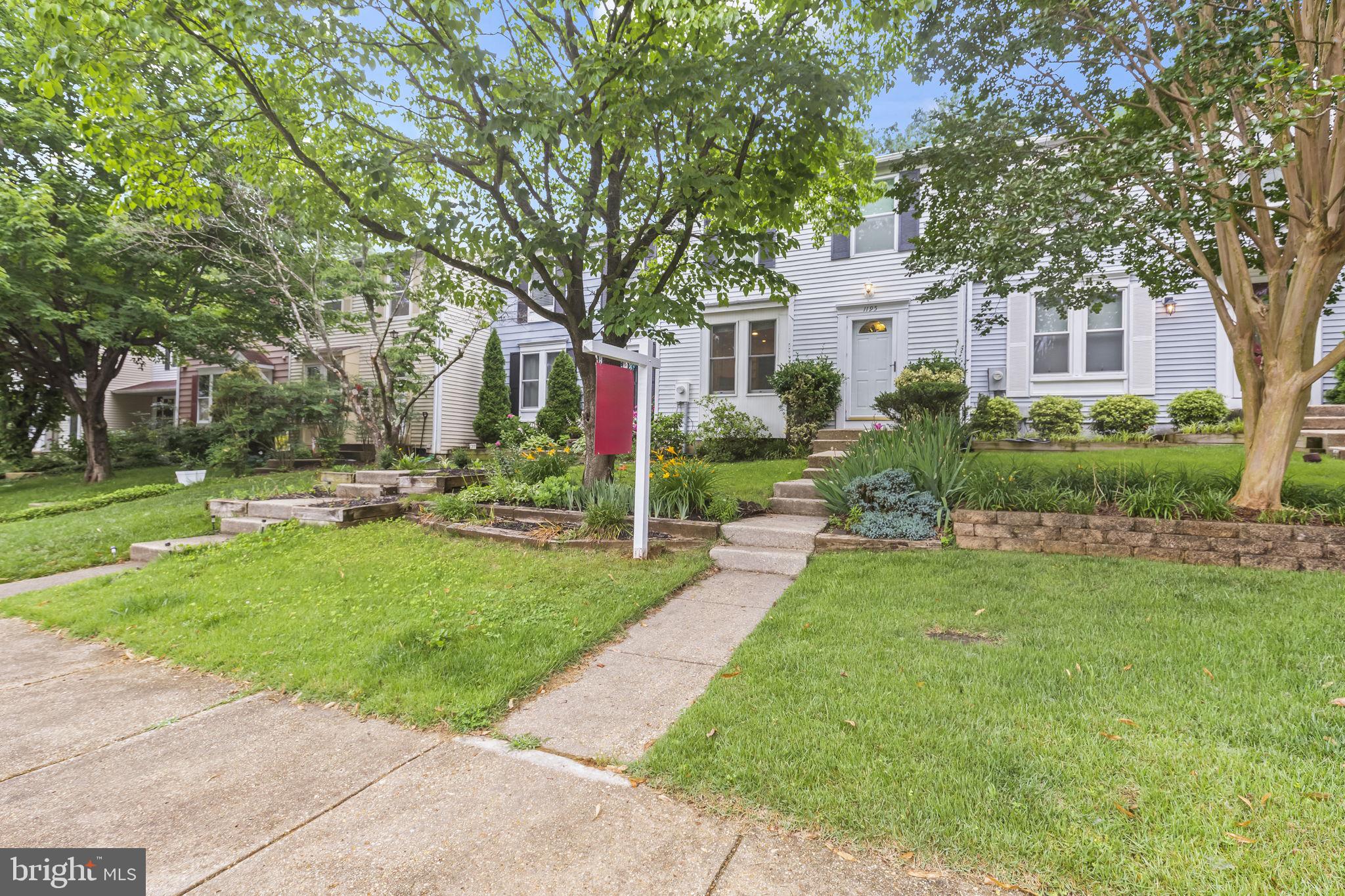 1195 PALMWOOD COURT