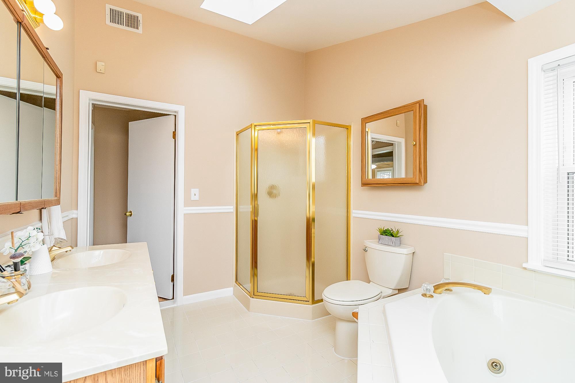 OVERLEA HILLS - Residential