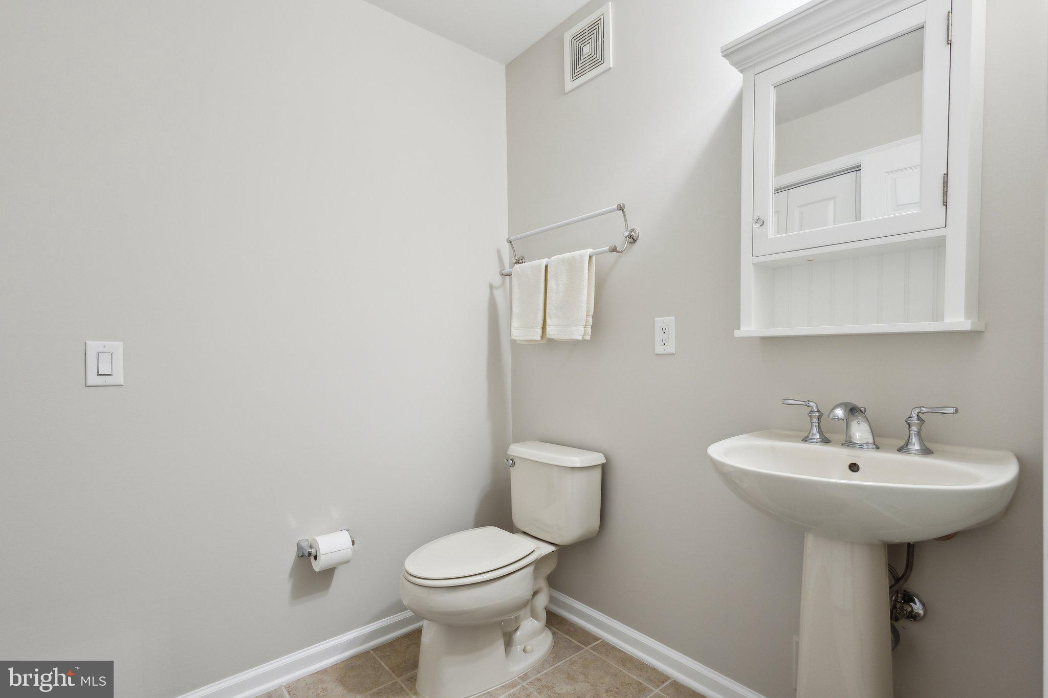 RIDGES AT BELMONT - Residential