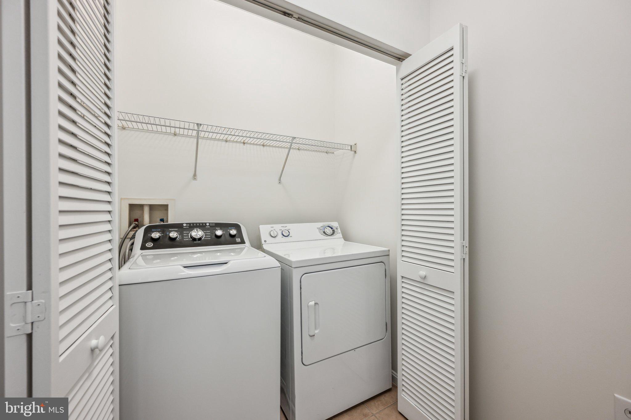 THE GROVE AT ARLINGTON - Residential