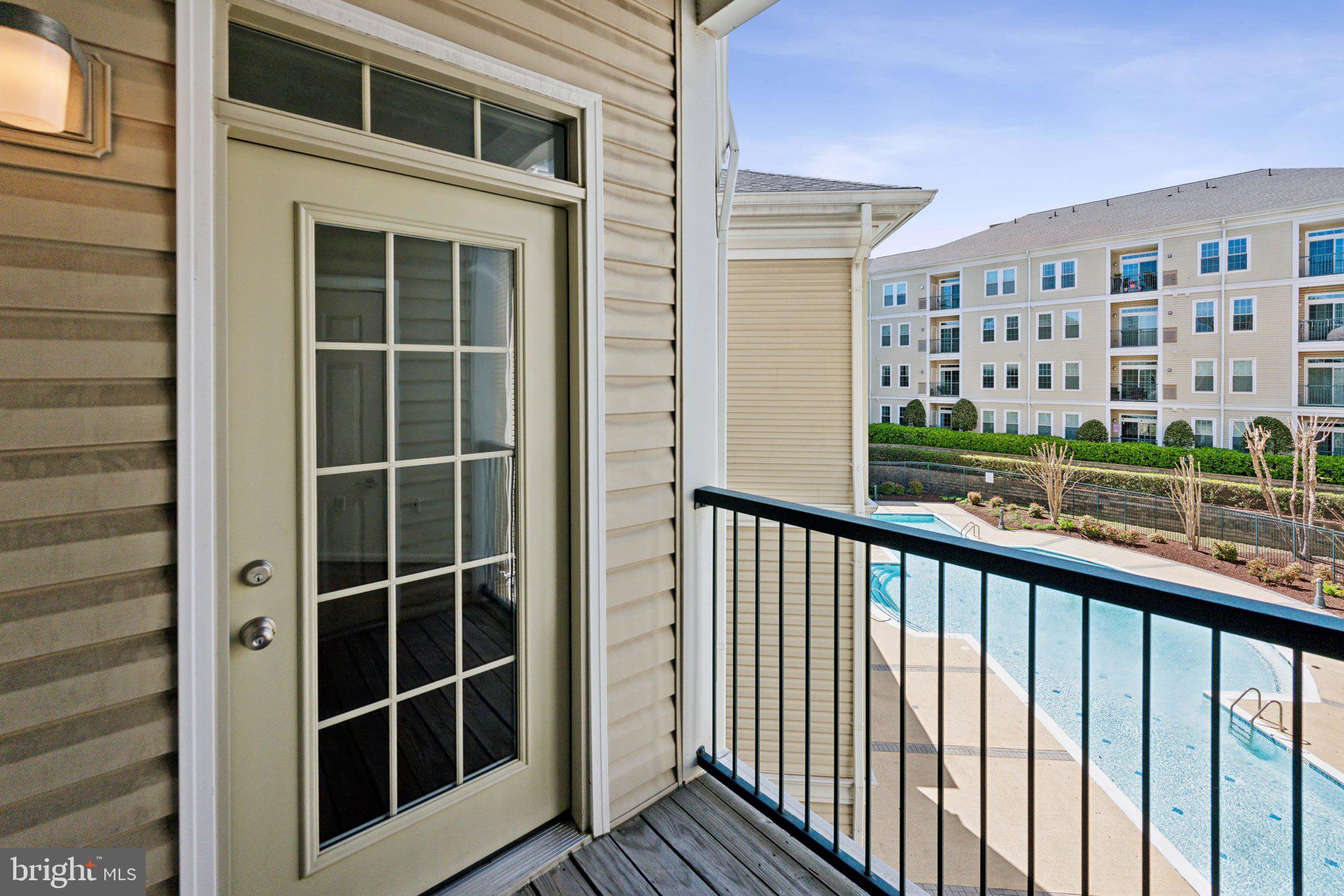 THE GROVE AT ARLINGTON - Residential