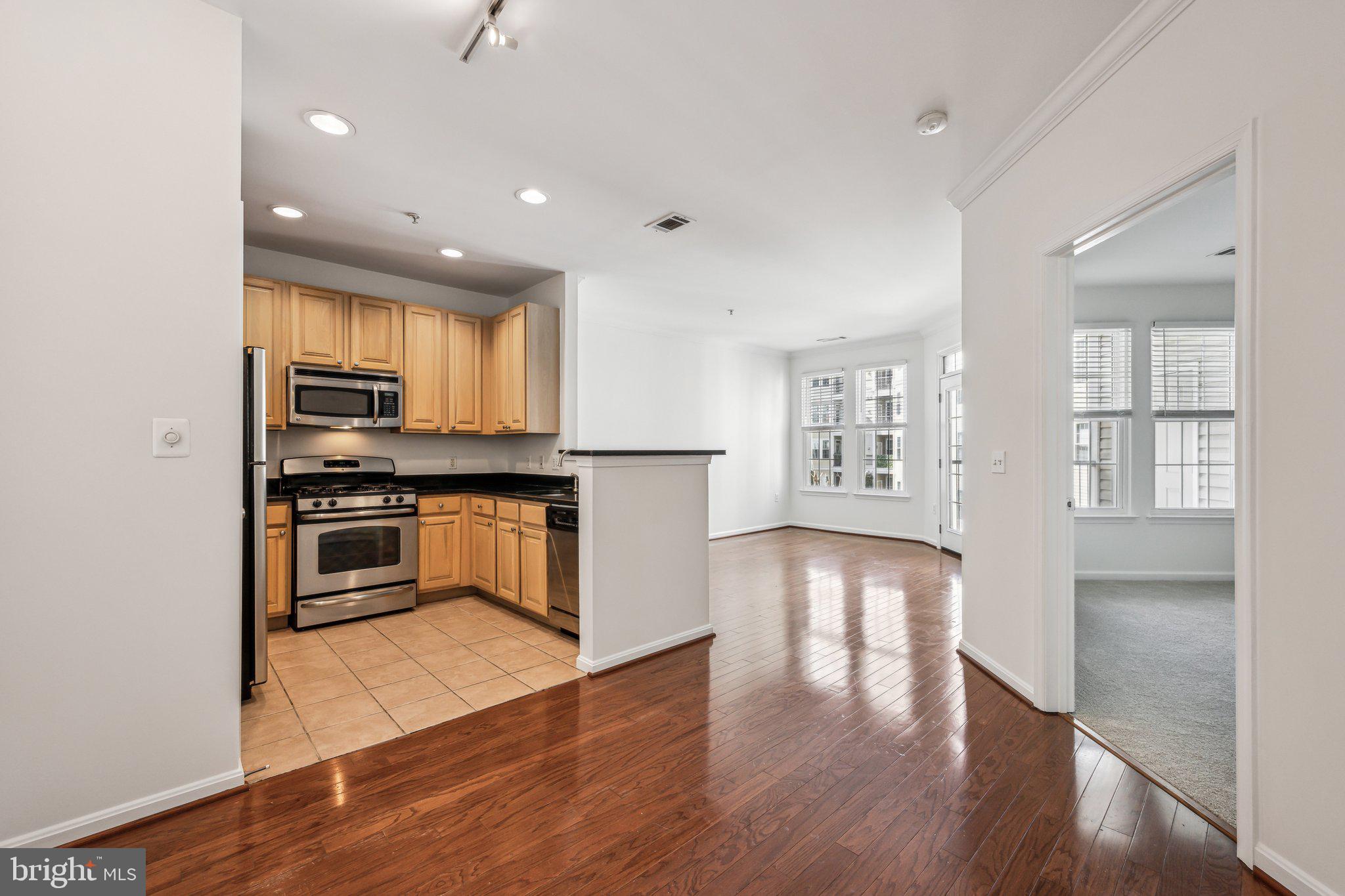 2301 25TH STREET S 302