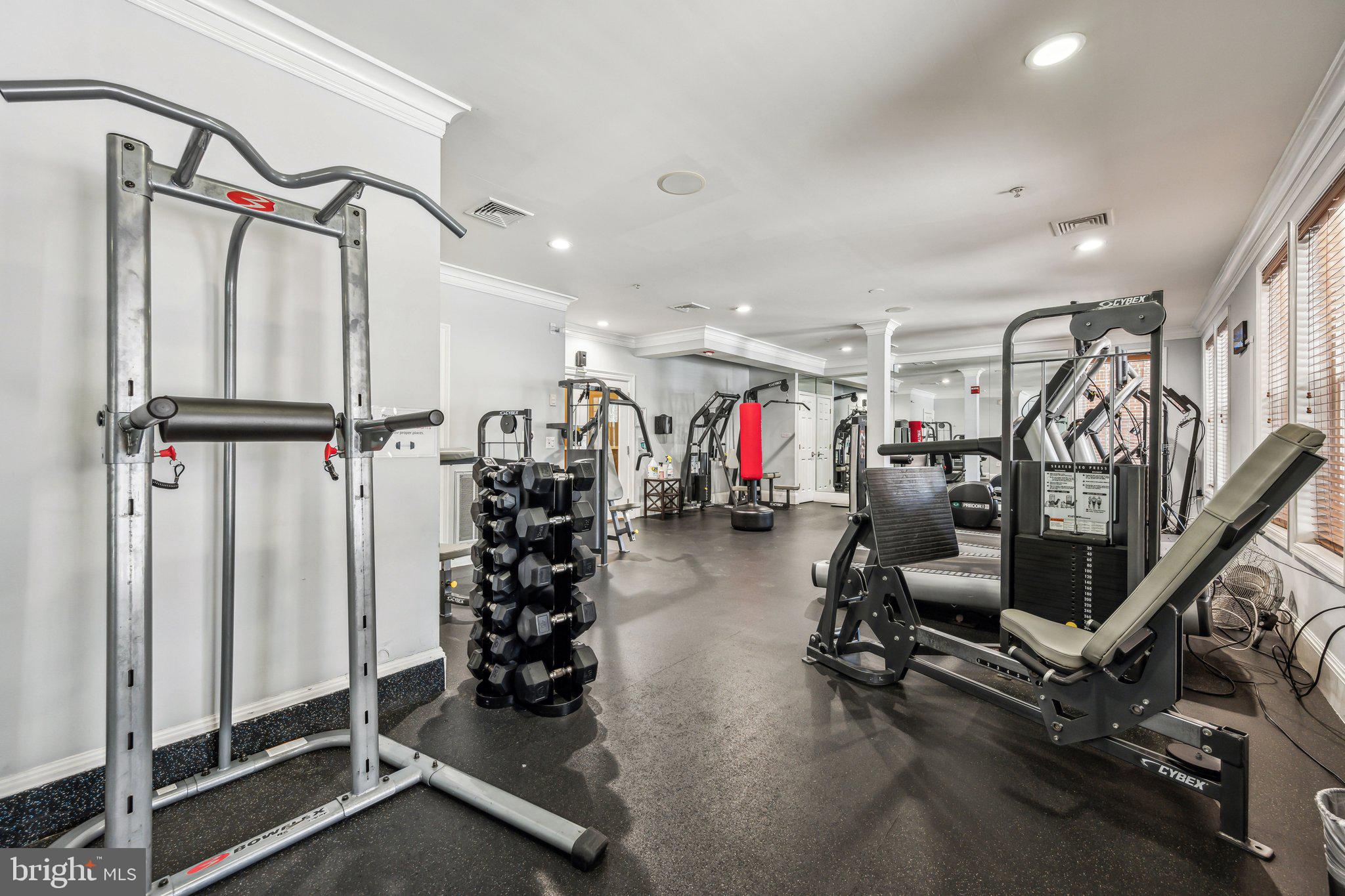 THE GROVE AT ARLINGTON - Residential