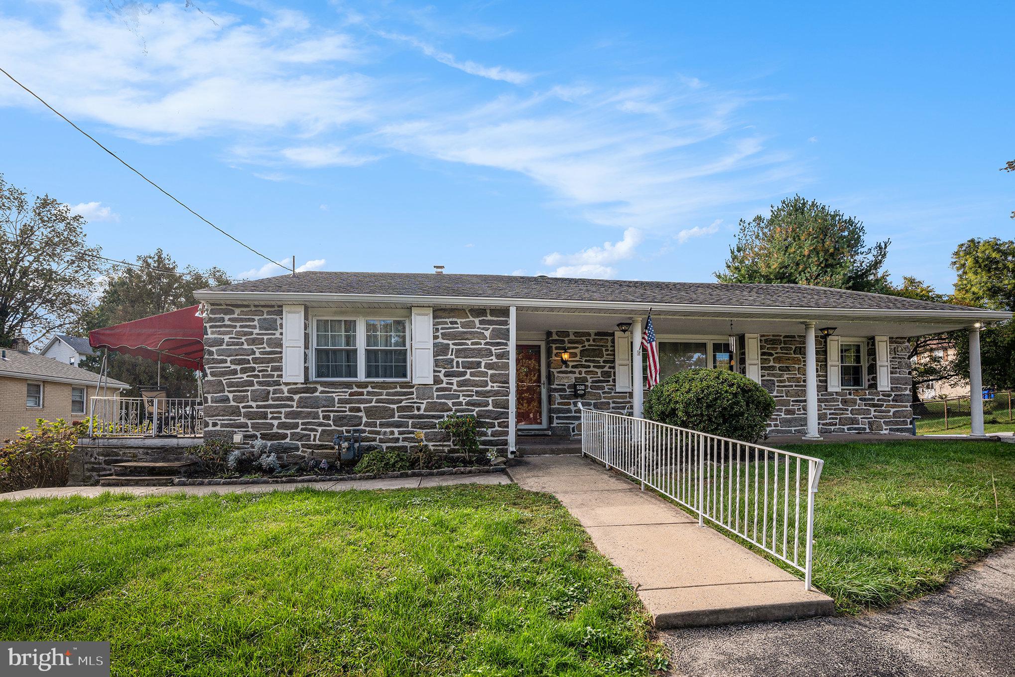 528 ASHBOURNE ROAD