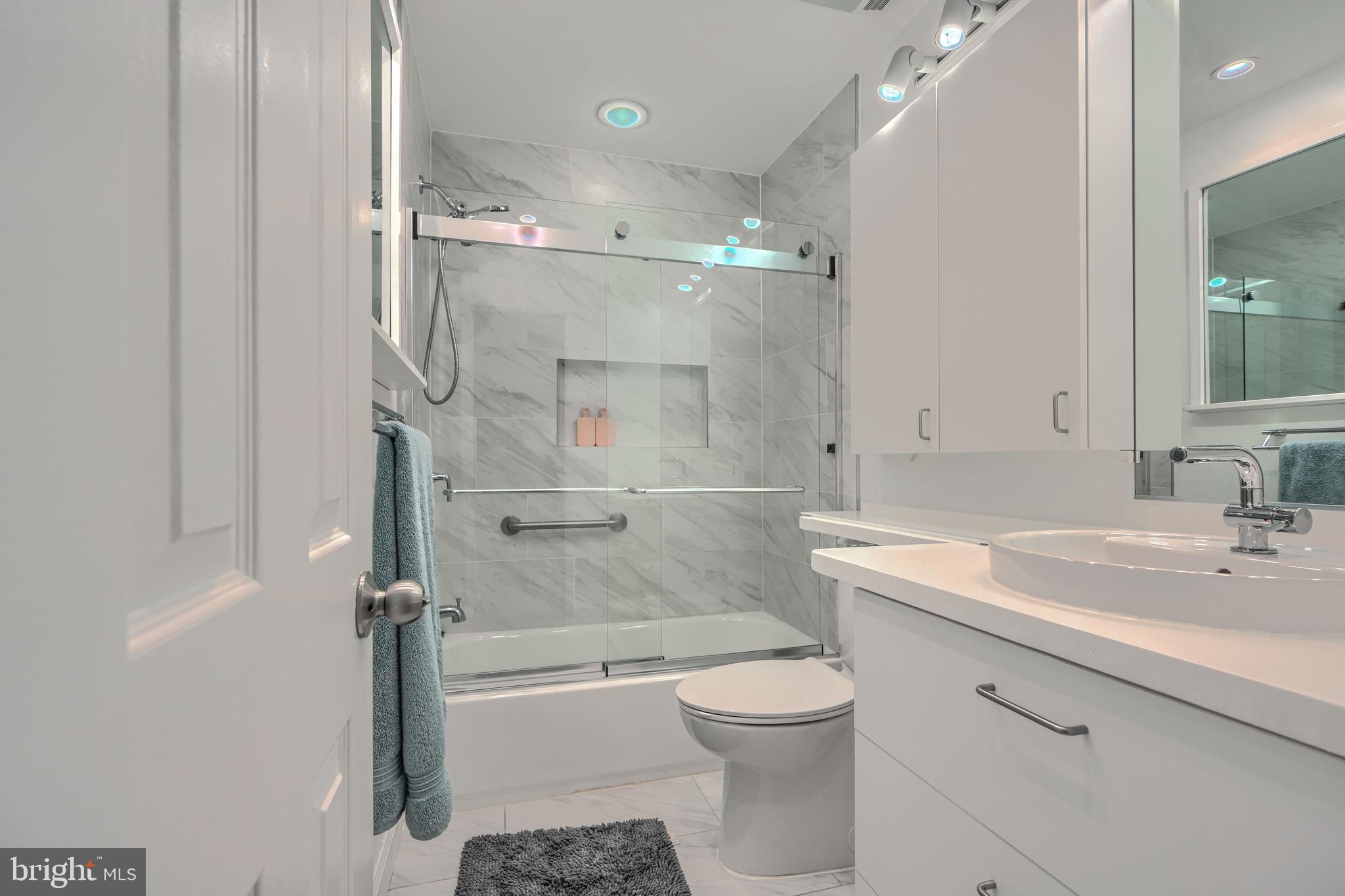 GREENS AT SMITH - Residential