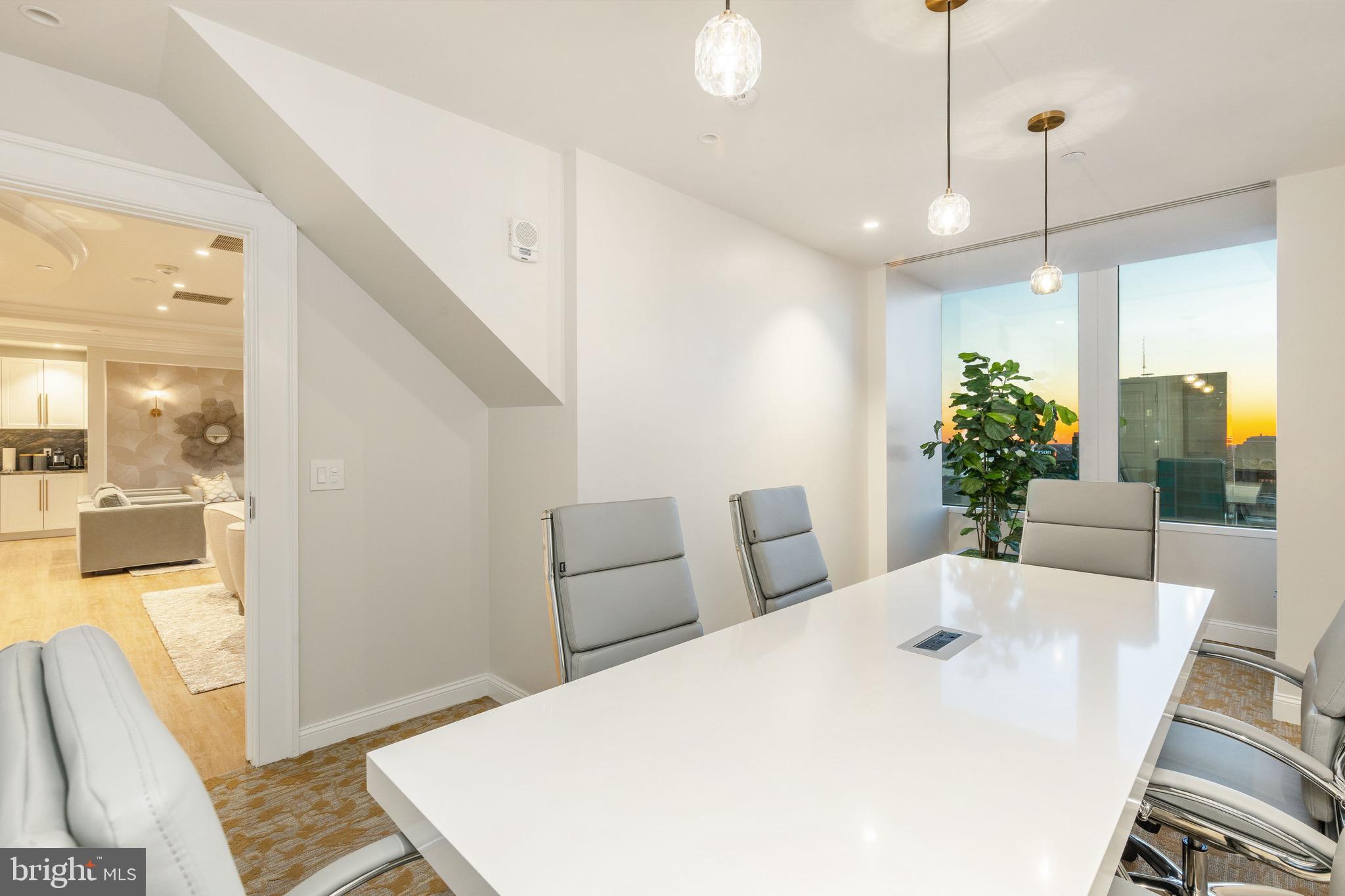 CENTER CITY - Residential