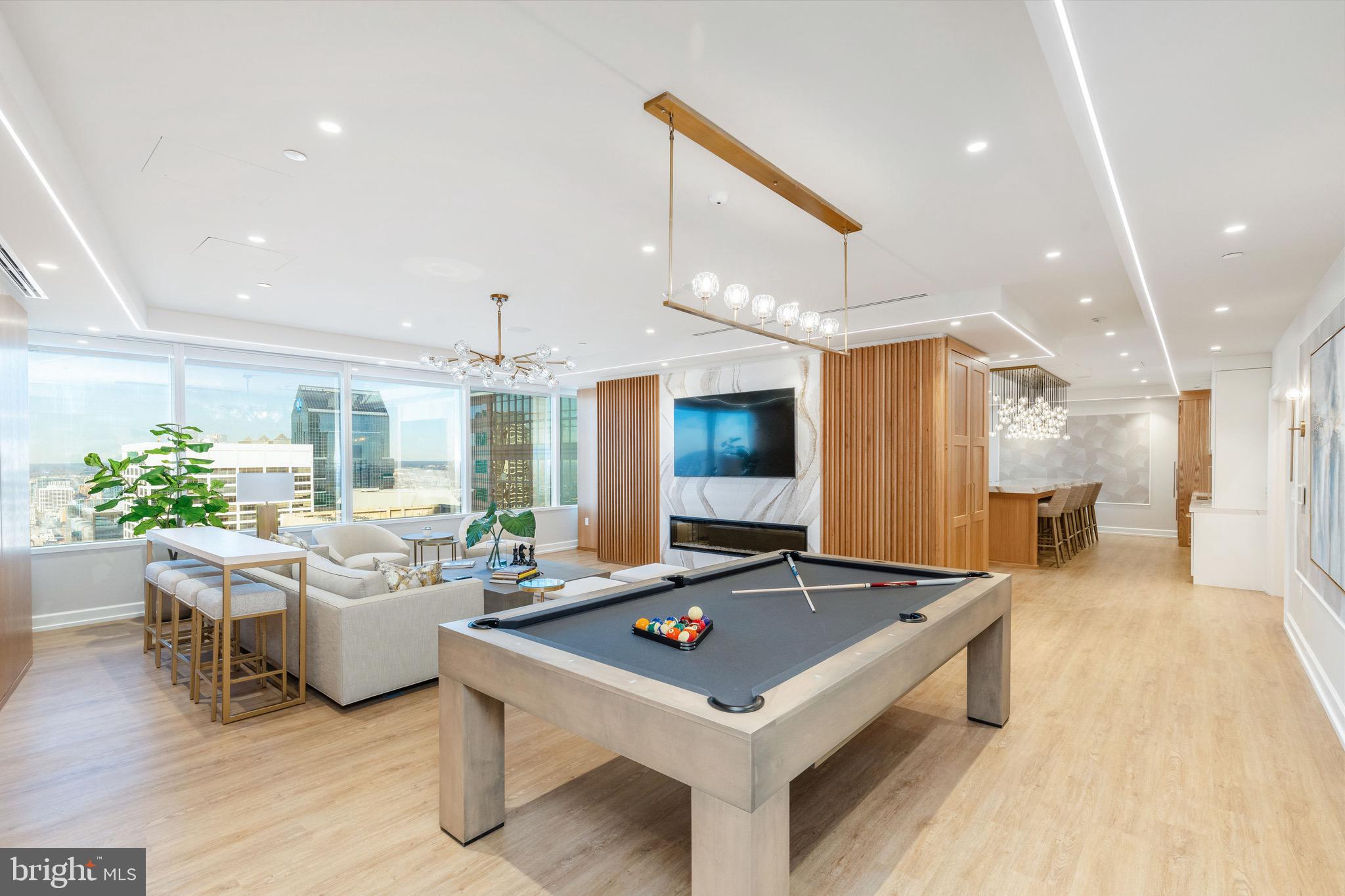 CENTER CITY - Residential