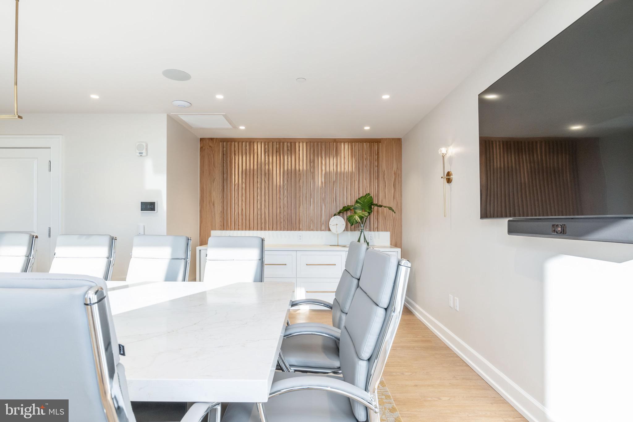 CENTER CITY - Residential