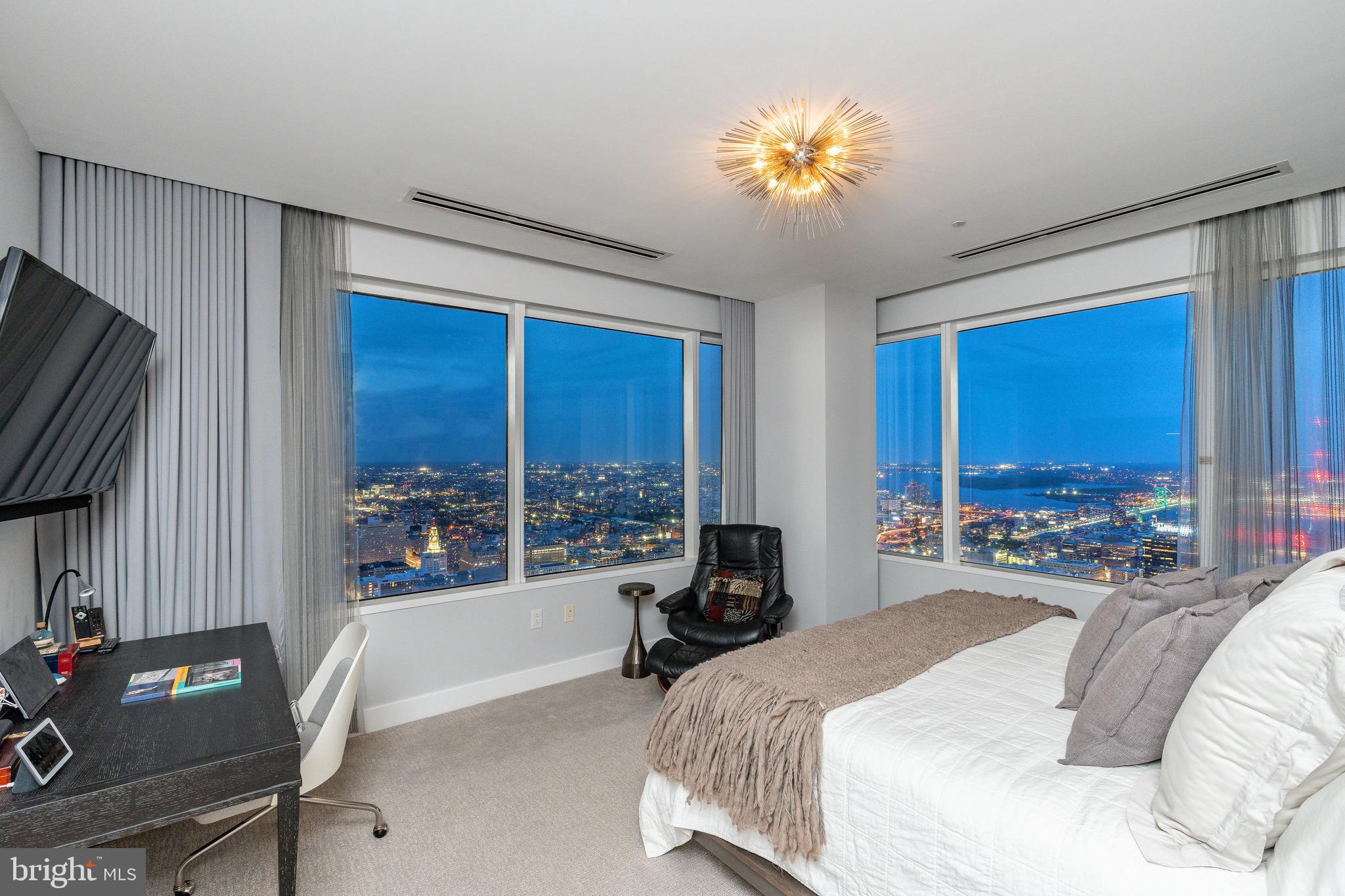 CENTER CITY - Residential