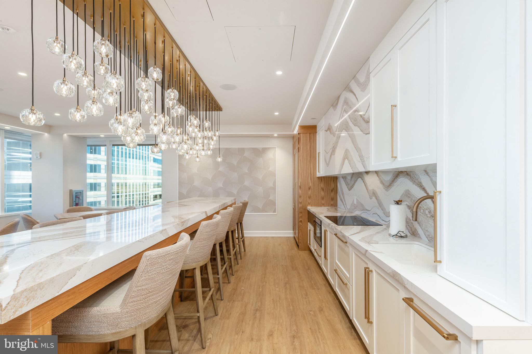 CENTER CITY - Residential