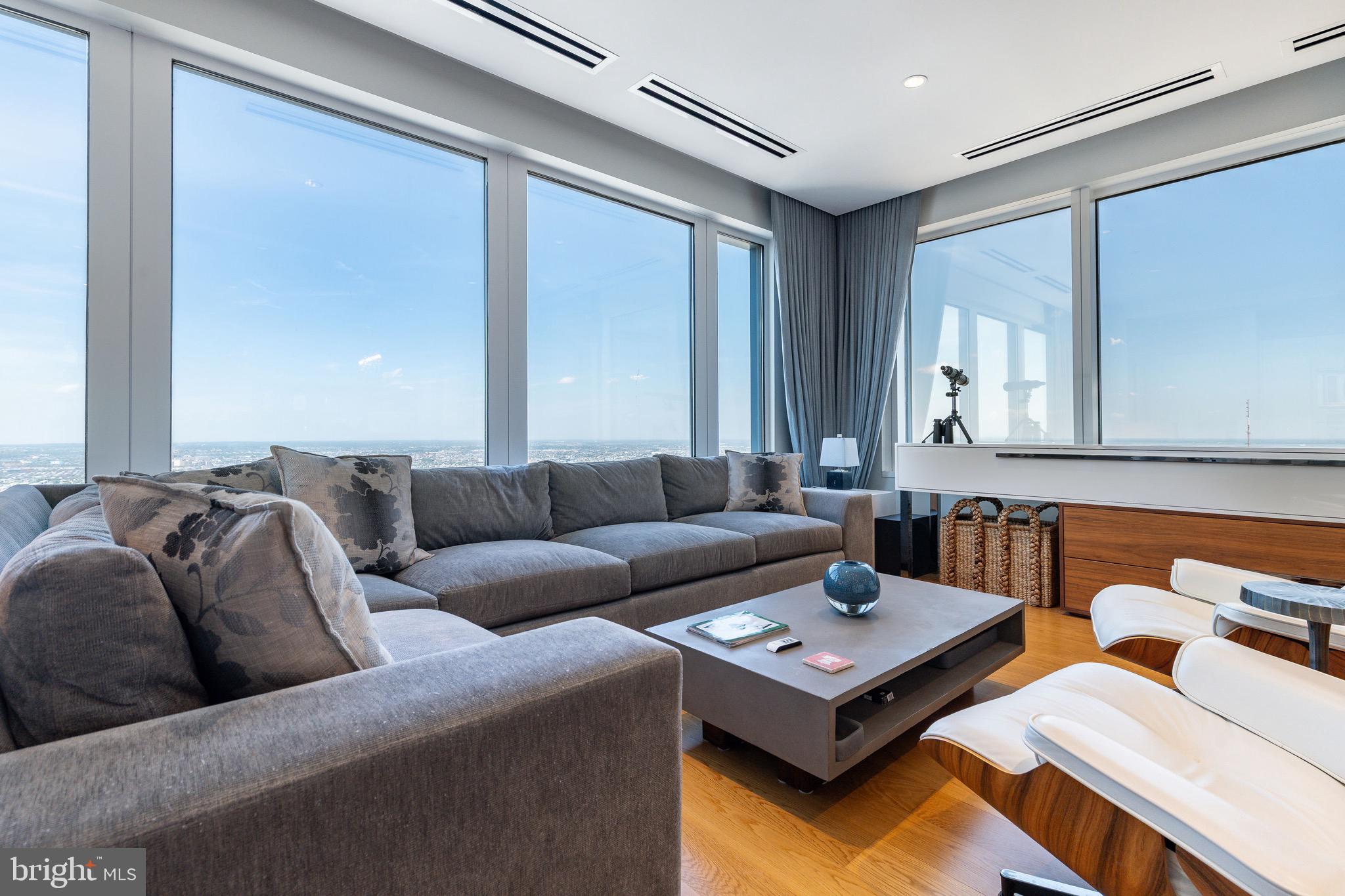 CENTER CITY - Residential