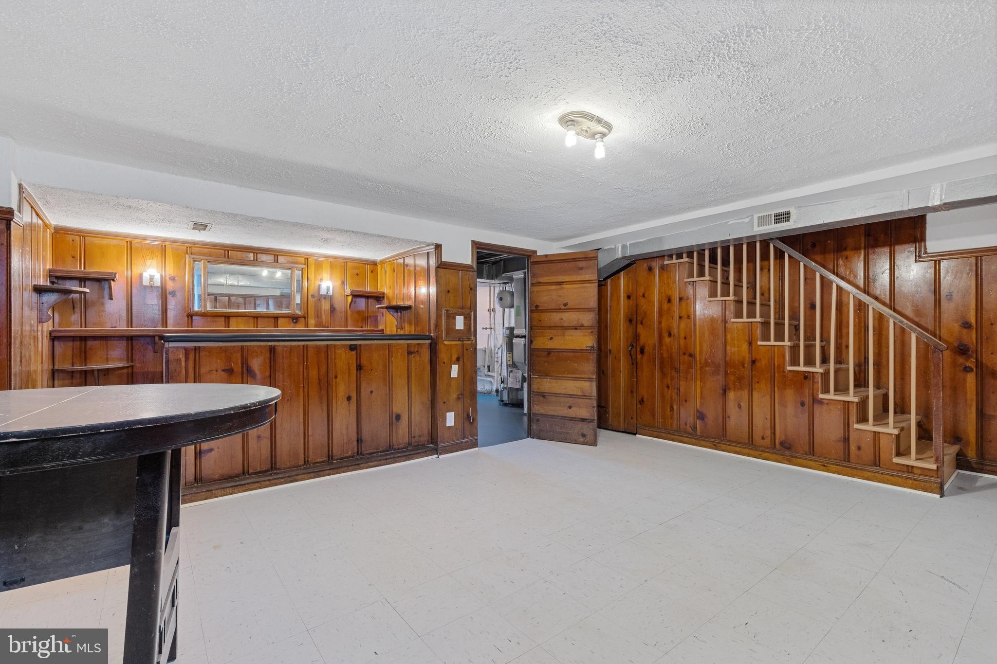 BURLEITH - LEIGHTON - Residential Lease