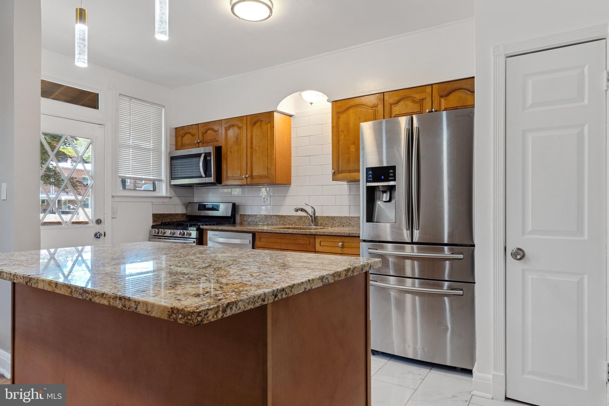 BURLEITH - LEIGHTON - Residential Lease