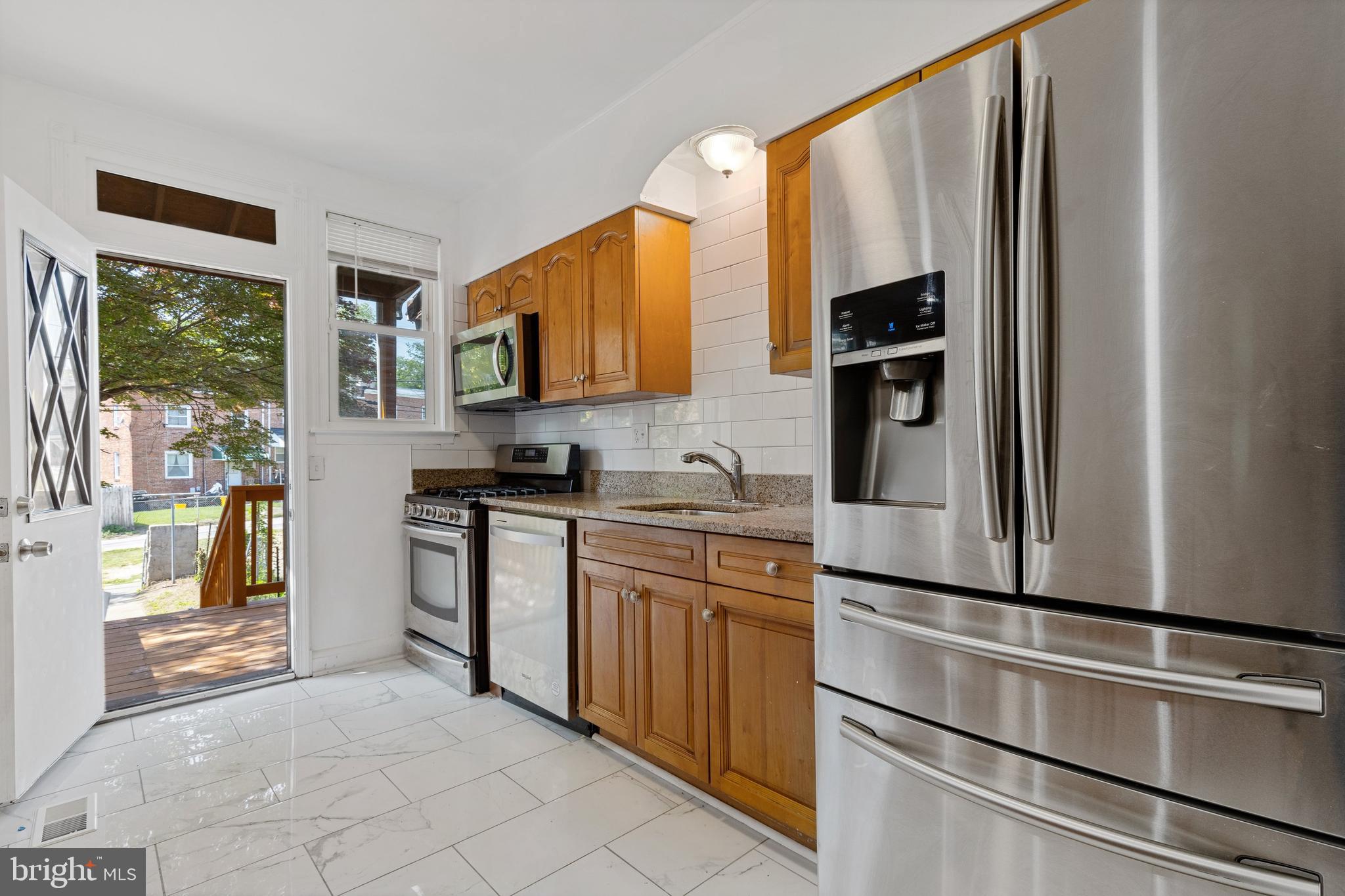 BURLEITH - LEIGHTON - Residential Lease