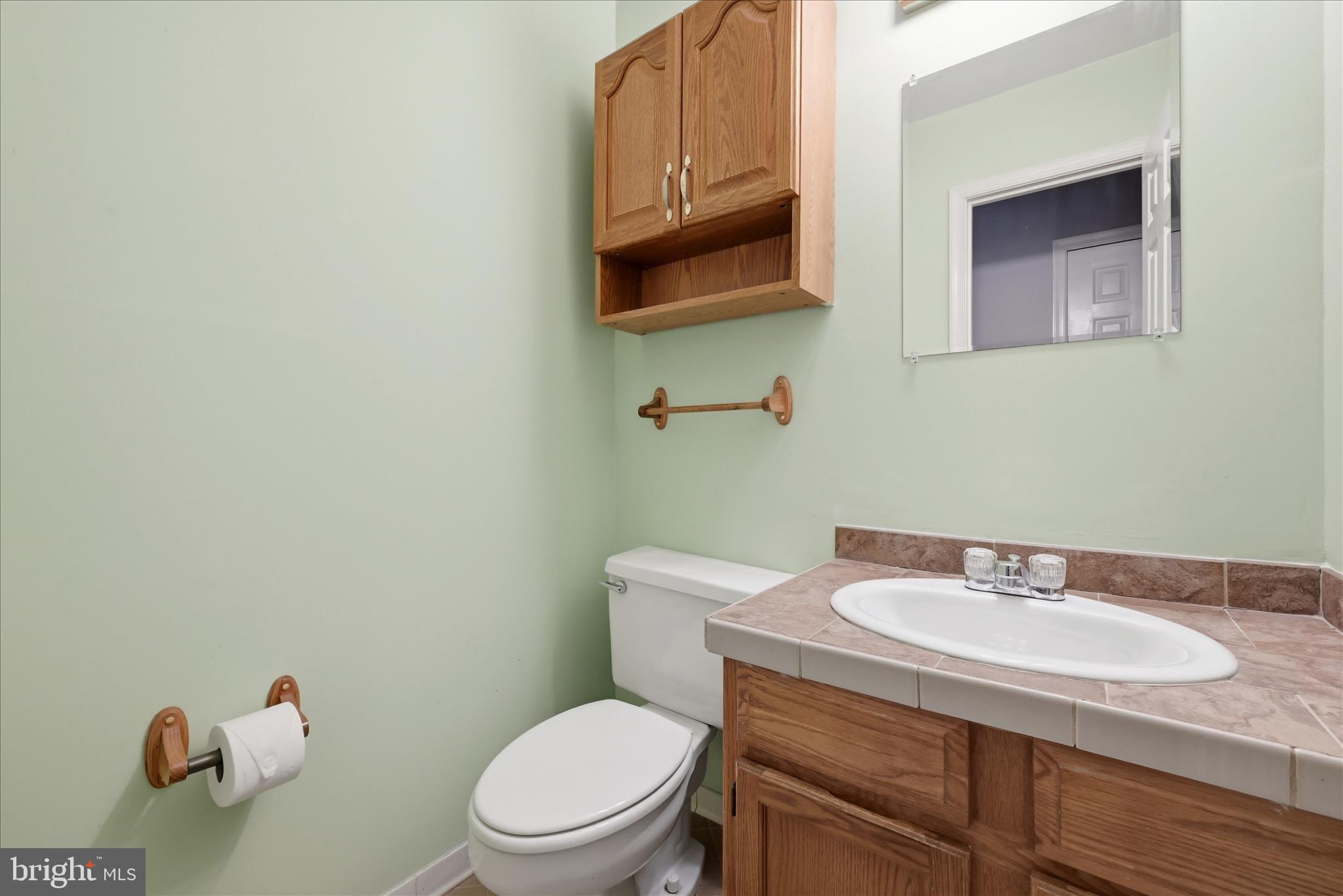 MIRROR RIDGE - Residential