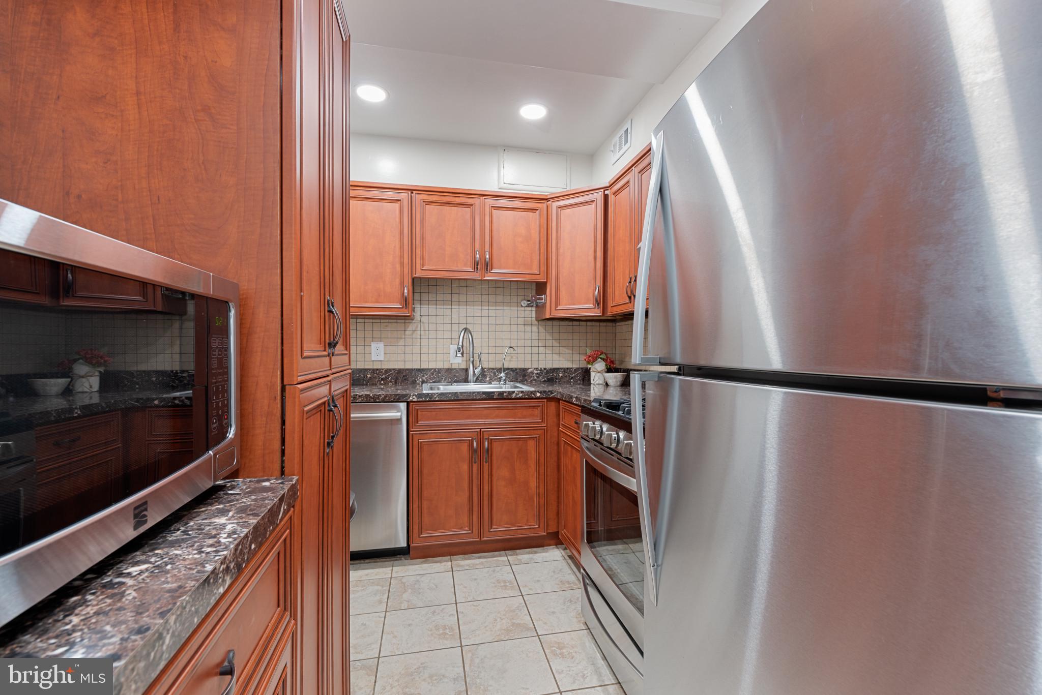 WEST SPRING - Residential