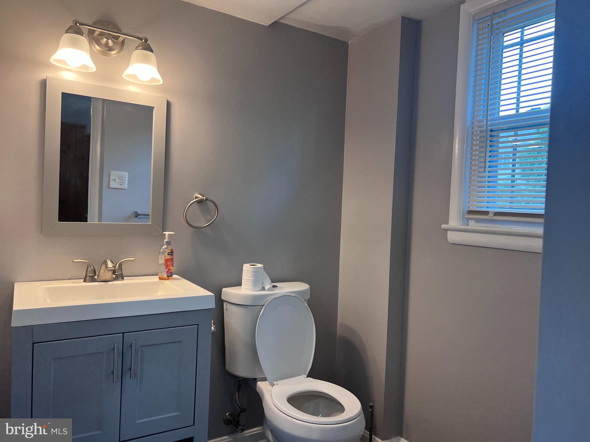 WHEATON FOREST - Residential Lease