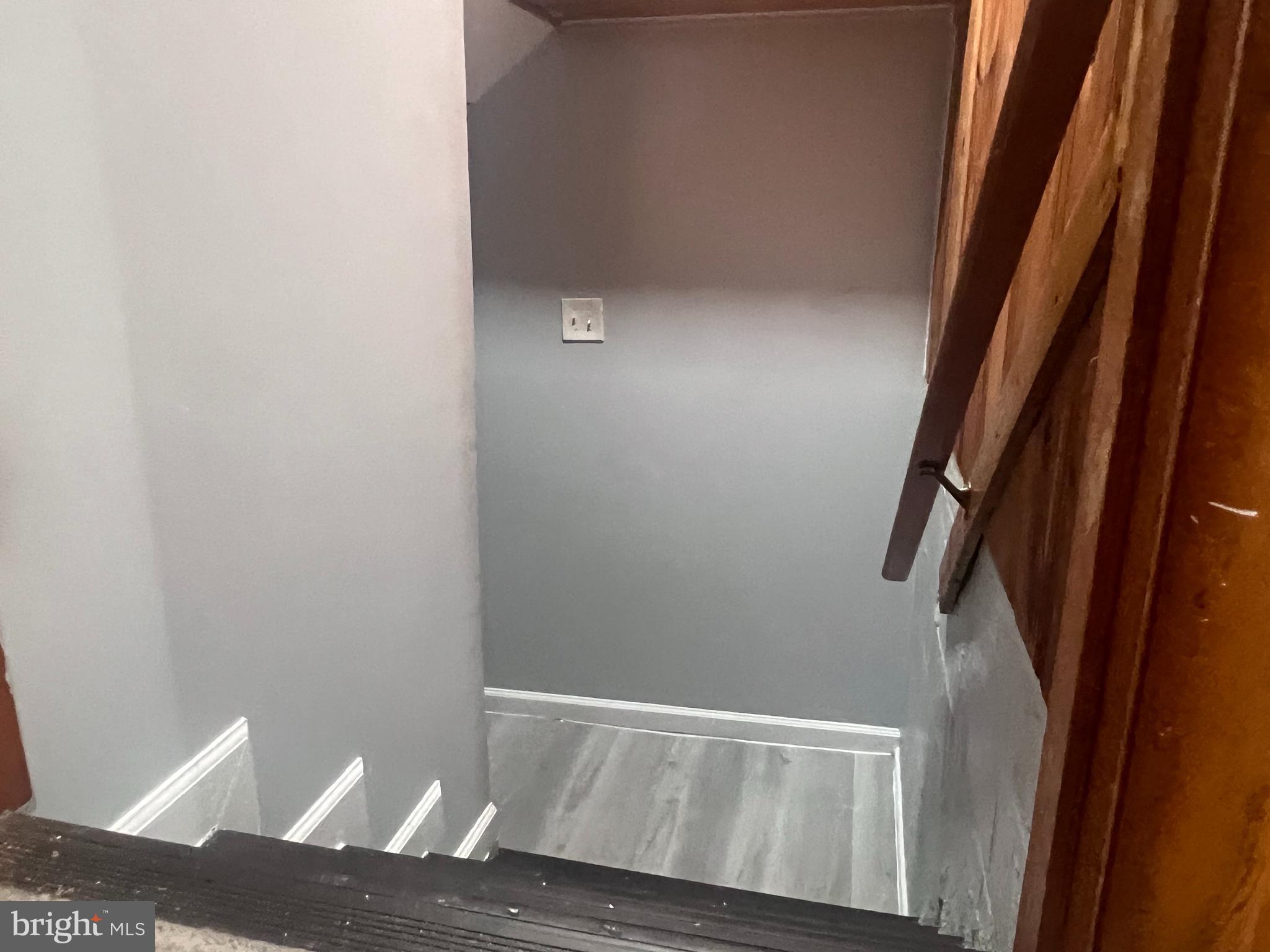 WHEATON FOREST - Residential Lease