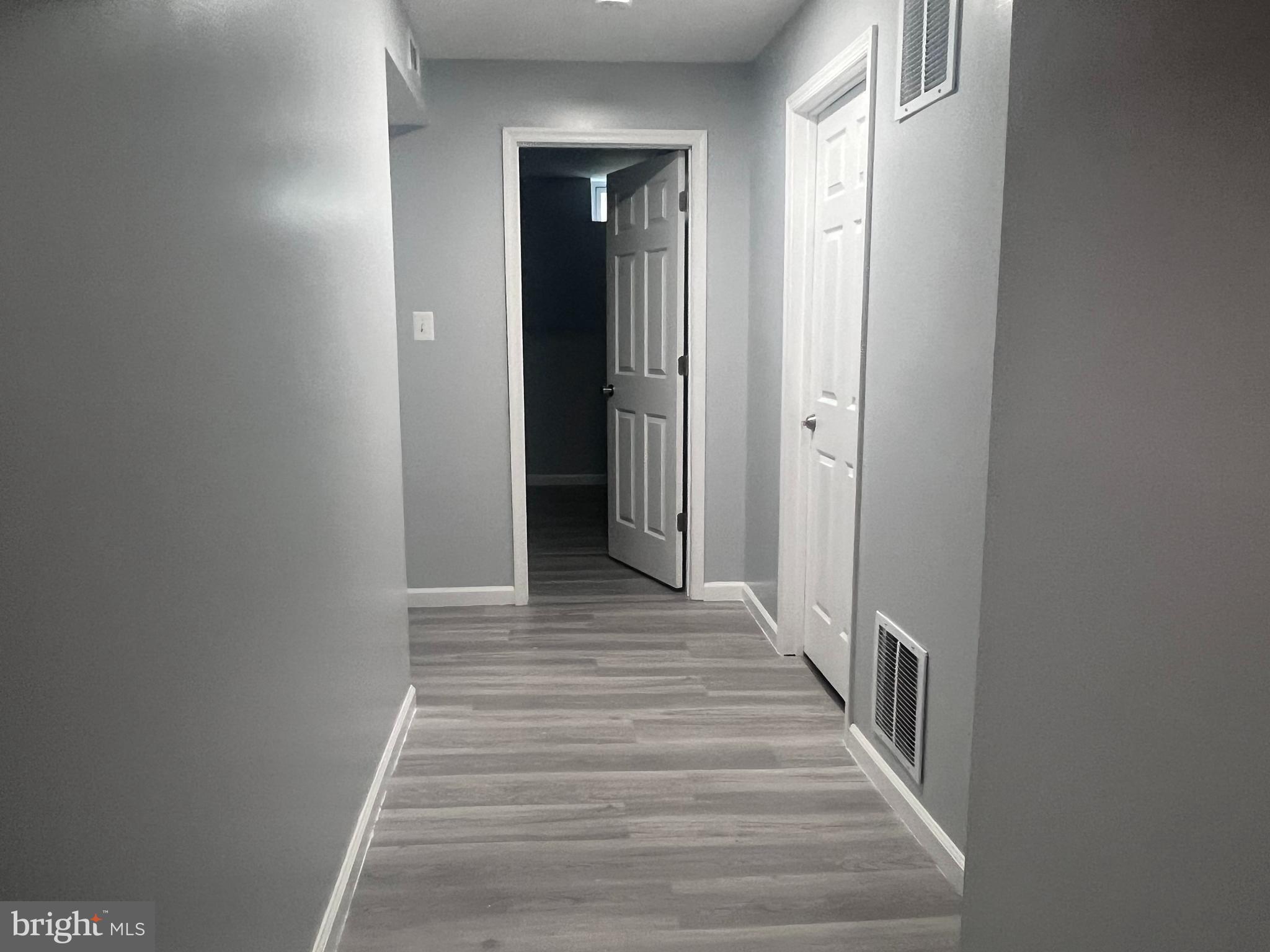 WHEATON FOREST - Residential Lease