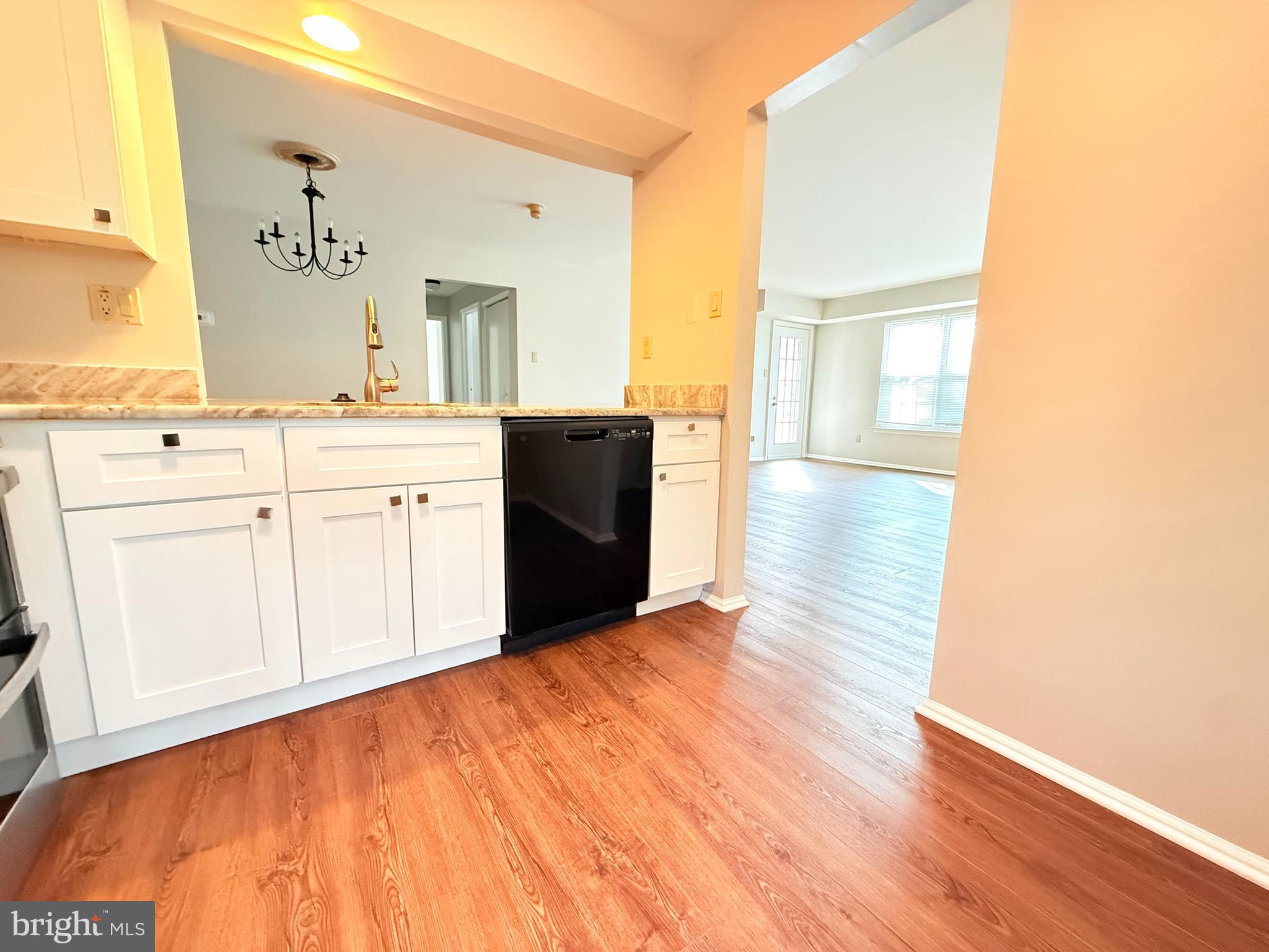 1707 SOCIETY PLACE