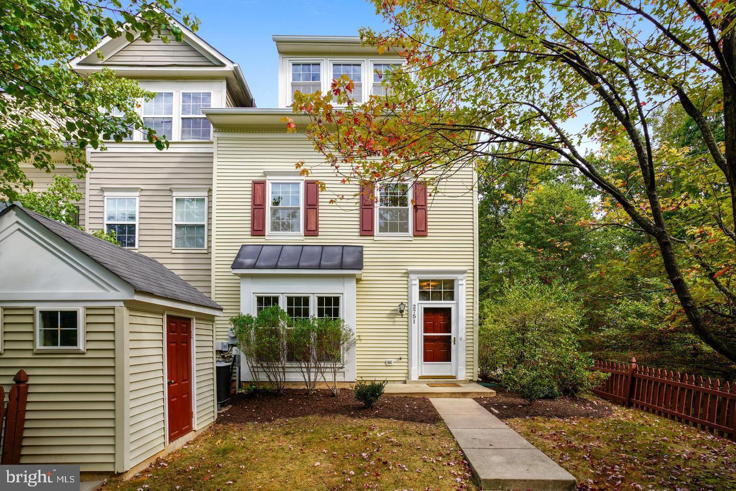 PINEY ORCHARD - Residential Lease