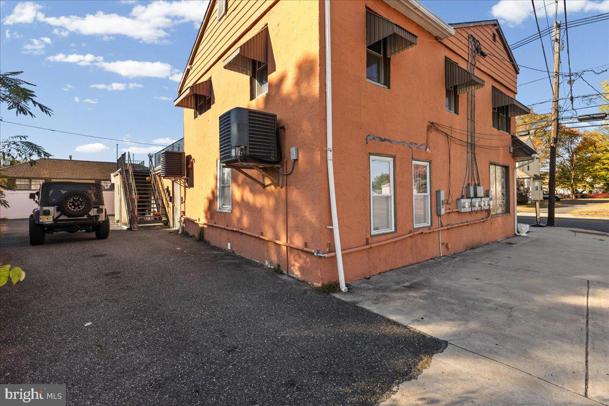94 E BROWNING ROAD
