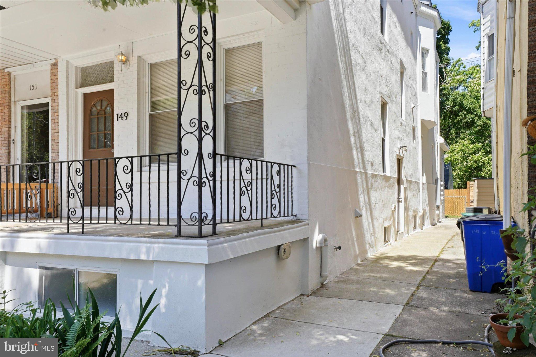 149 W SHARPNACK STREET
