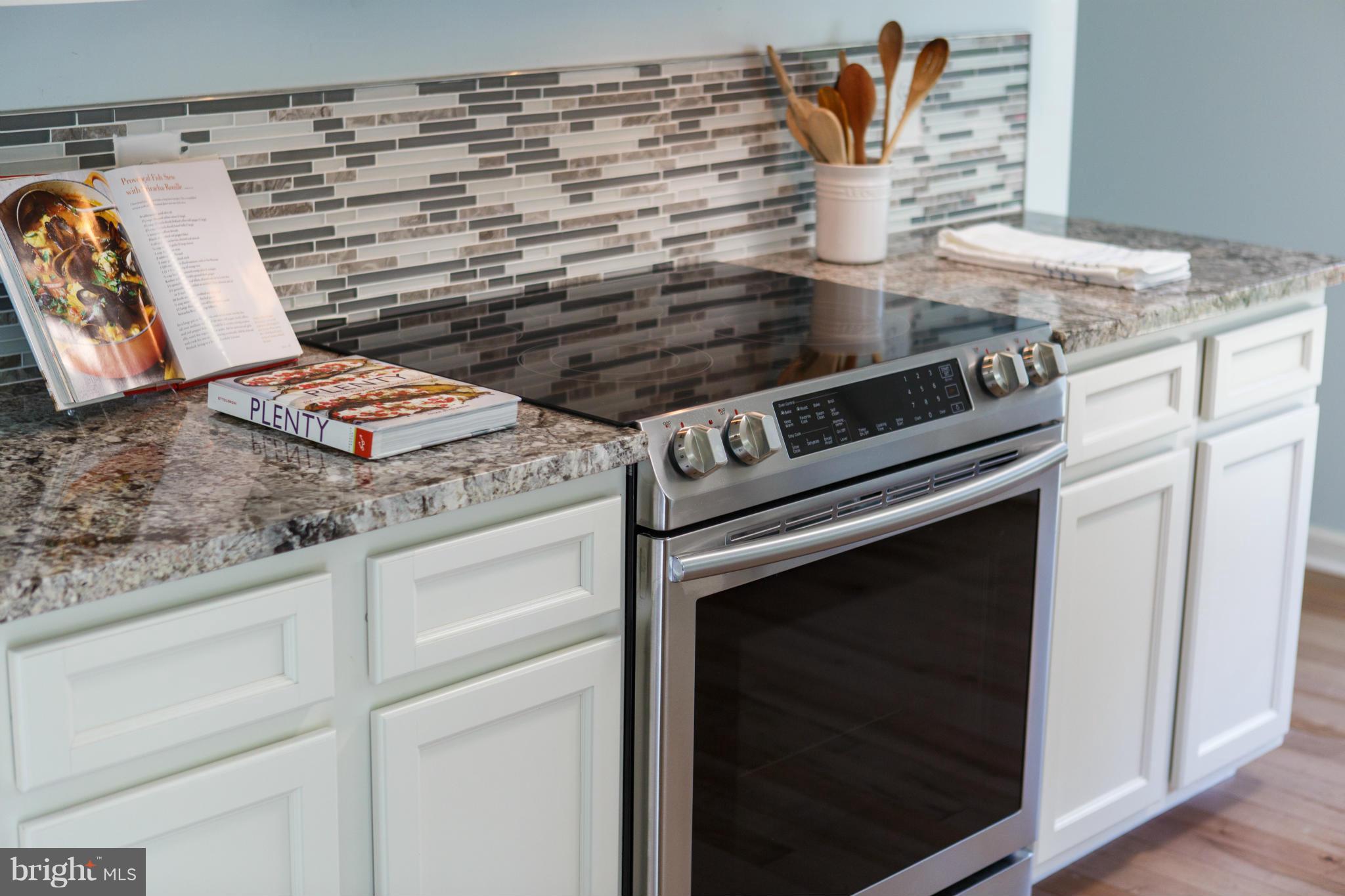 LINCOLN HEIGHTS - Residential