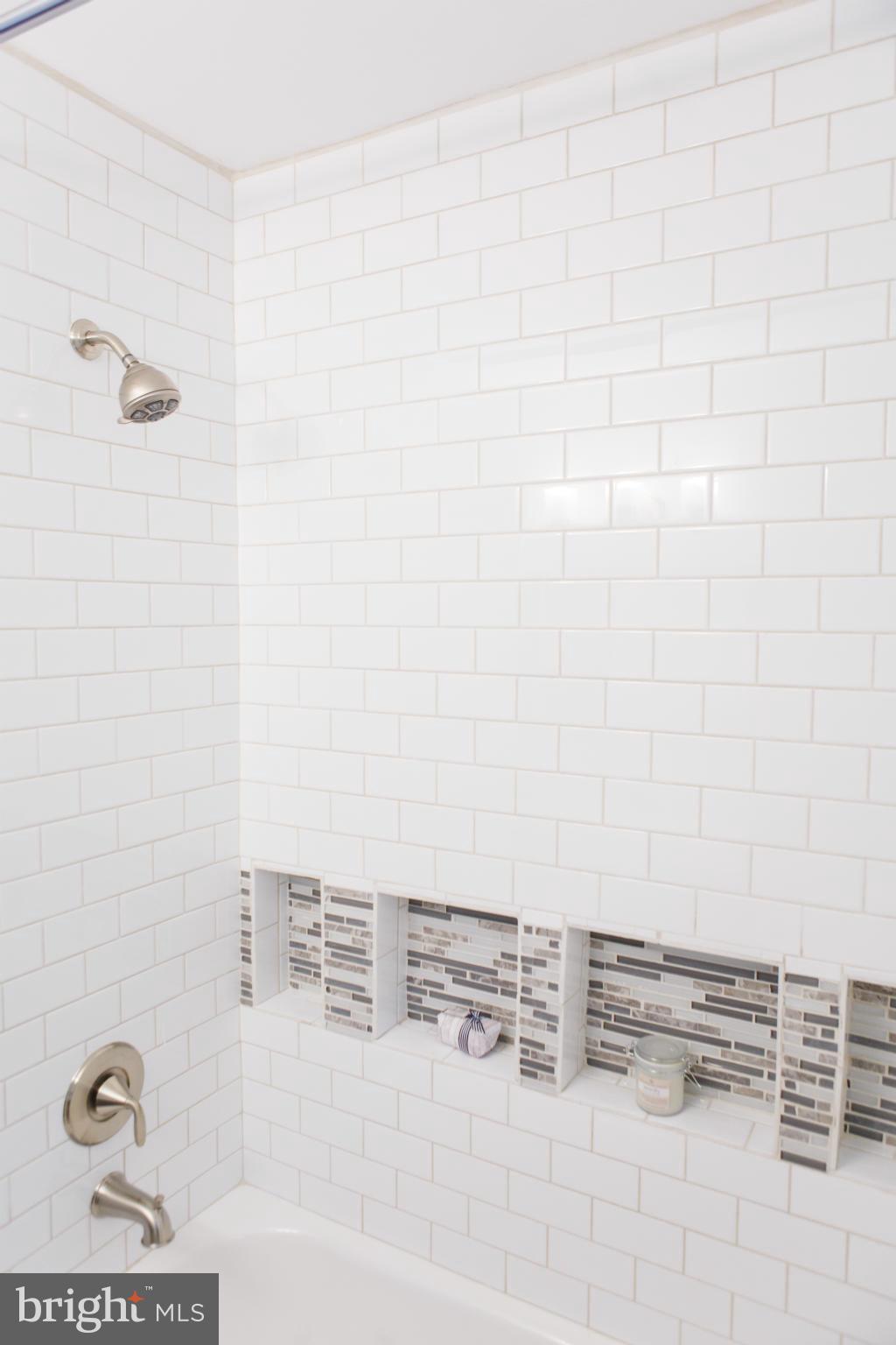 LINCOLN HEIGHTS - Residential