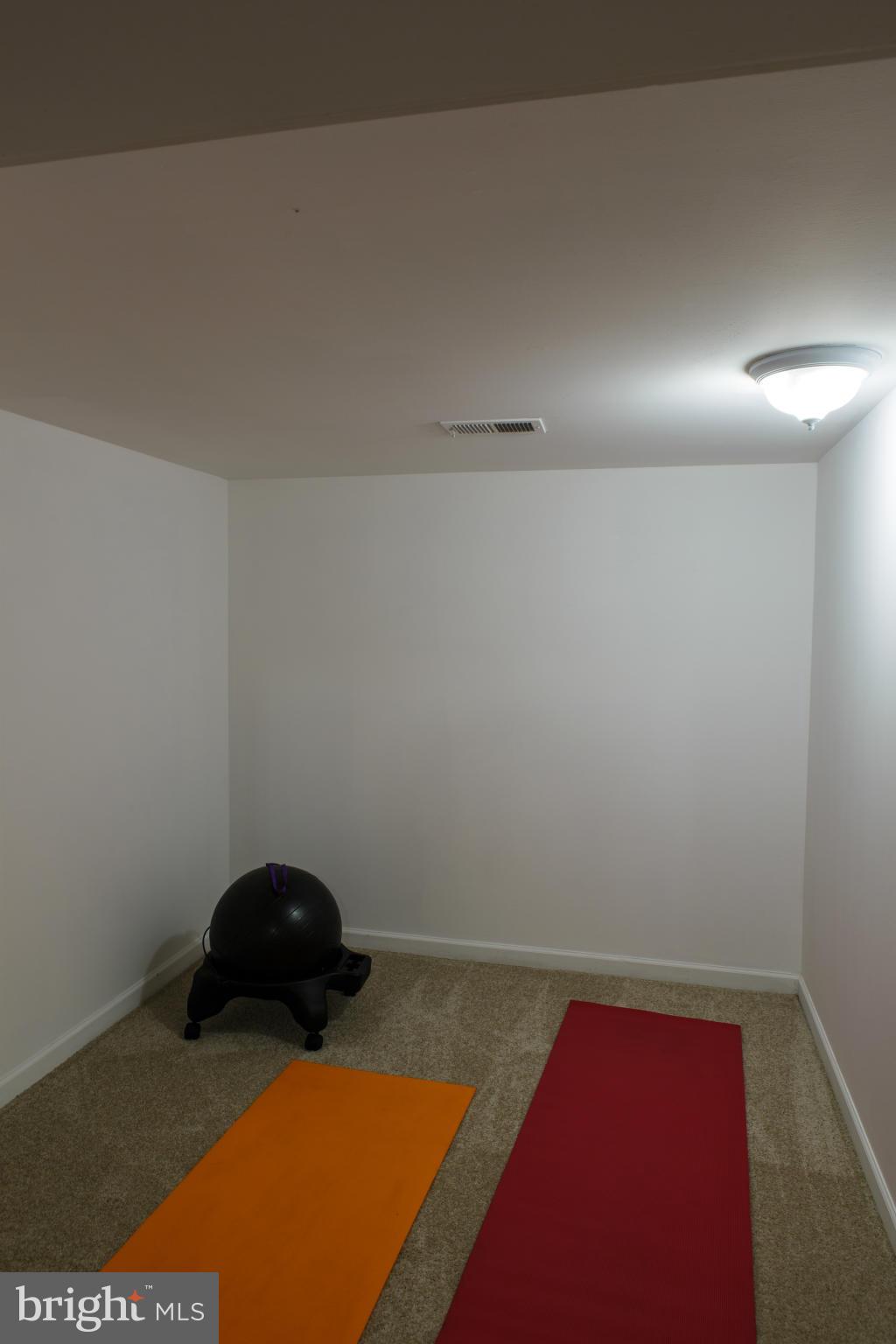 LINCOLN HEIGHTS - Residential